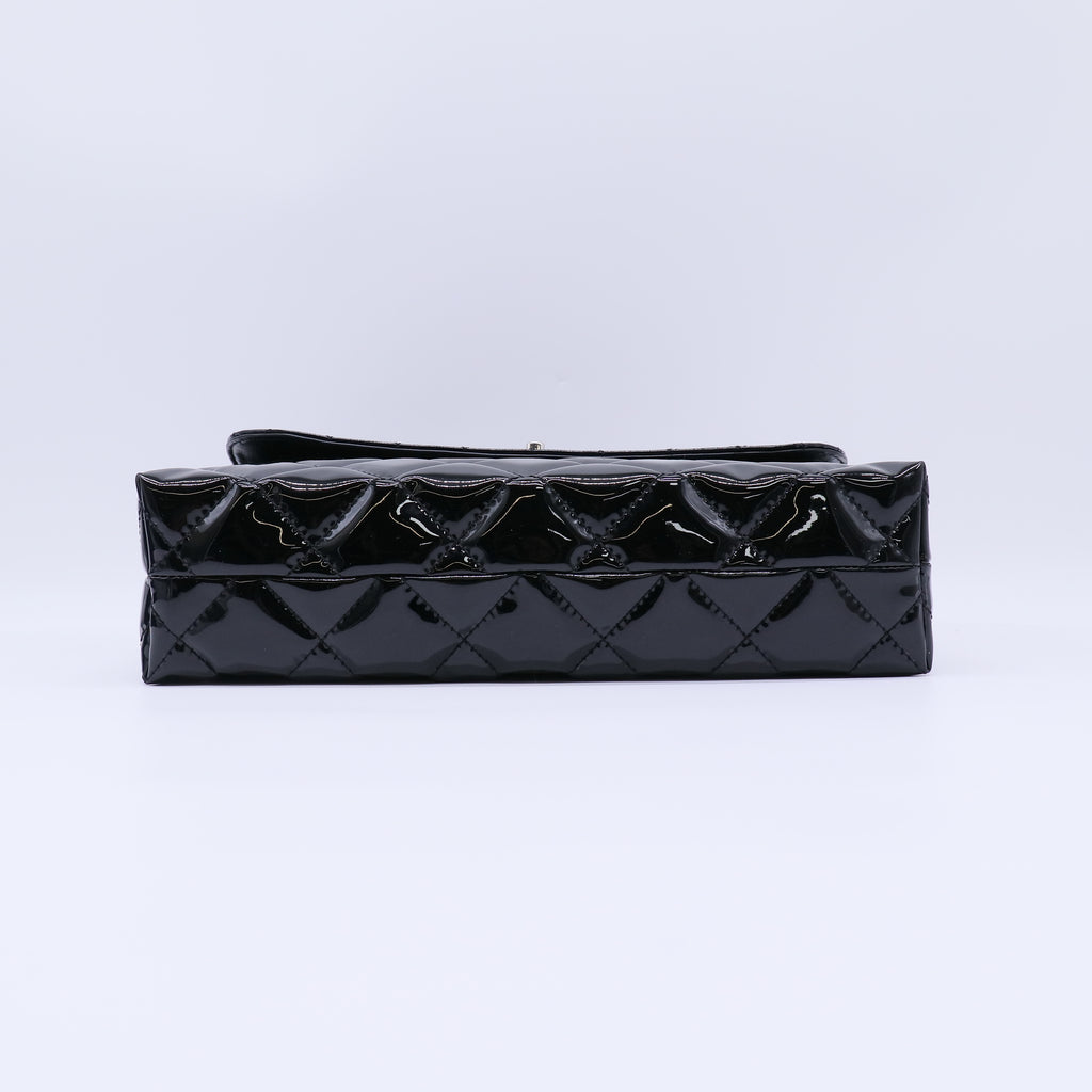 Chanel In The Business Maxi Flap Bag B22313