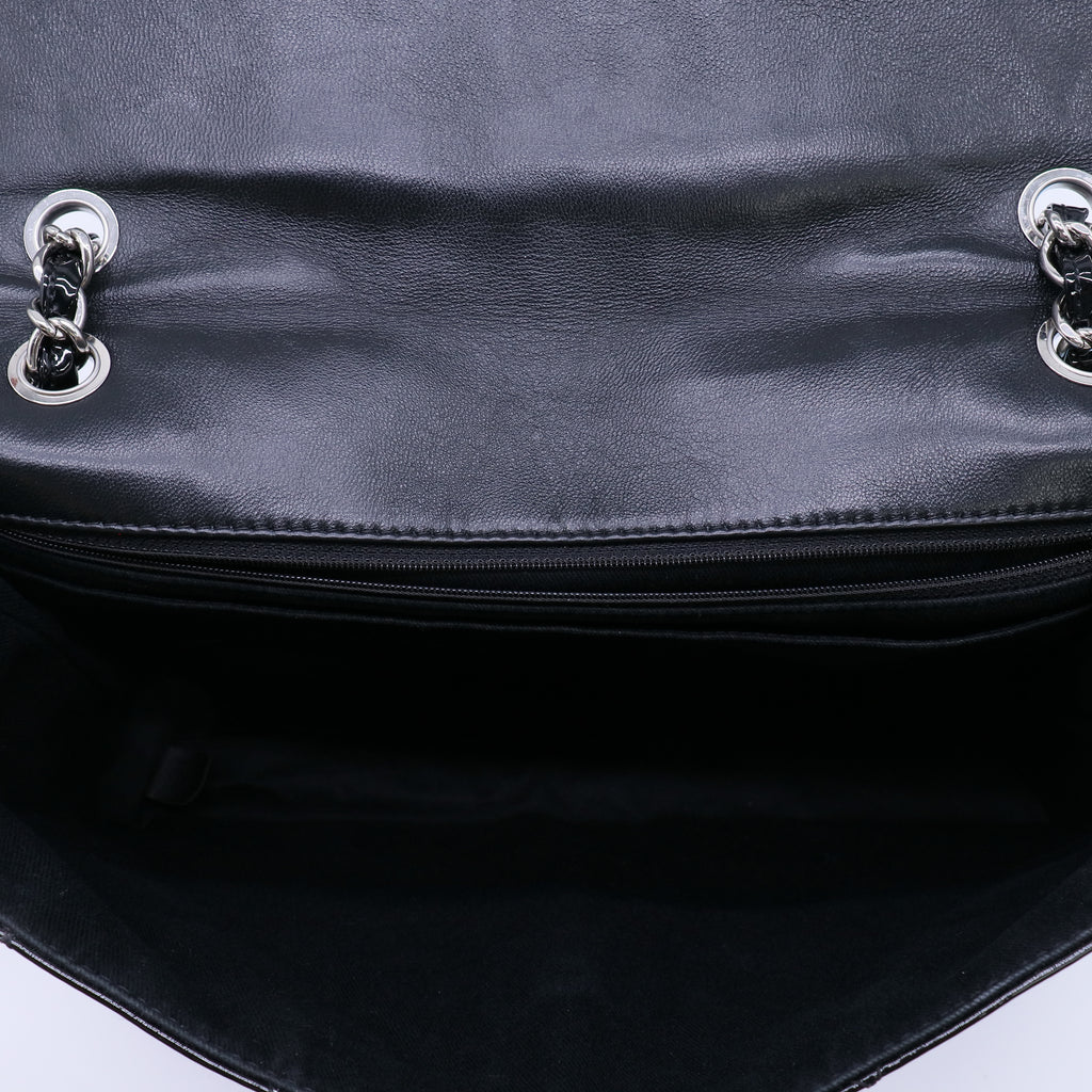 Chanel In The Business Maxi Flap Bag B22313