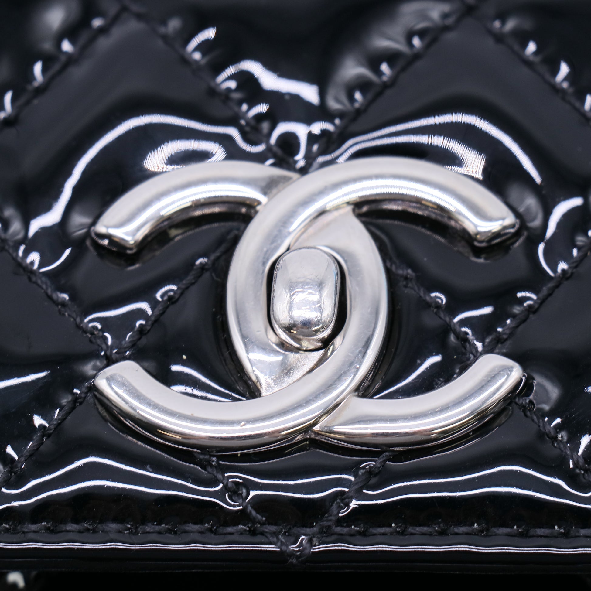 Chanel In The Business Maxi Flap Bag B22313