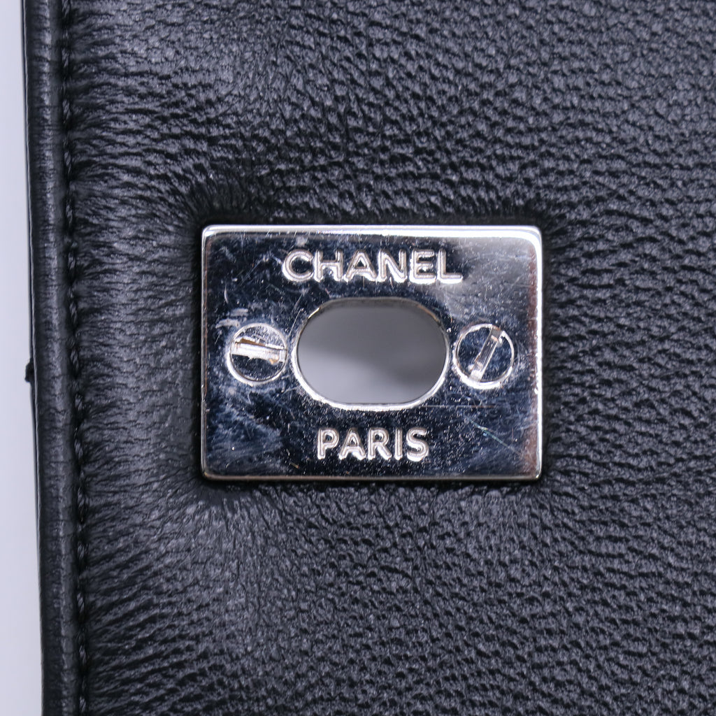 Chanel In The Business Maxi Flap Bag B22313