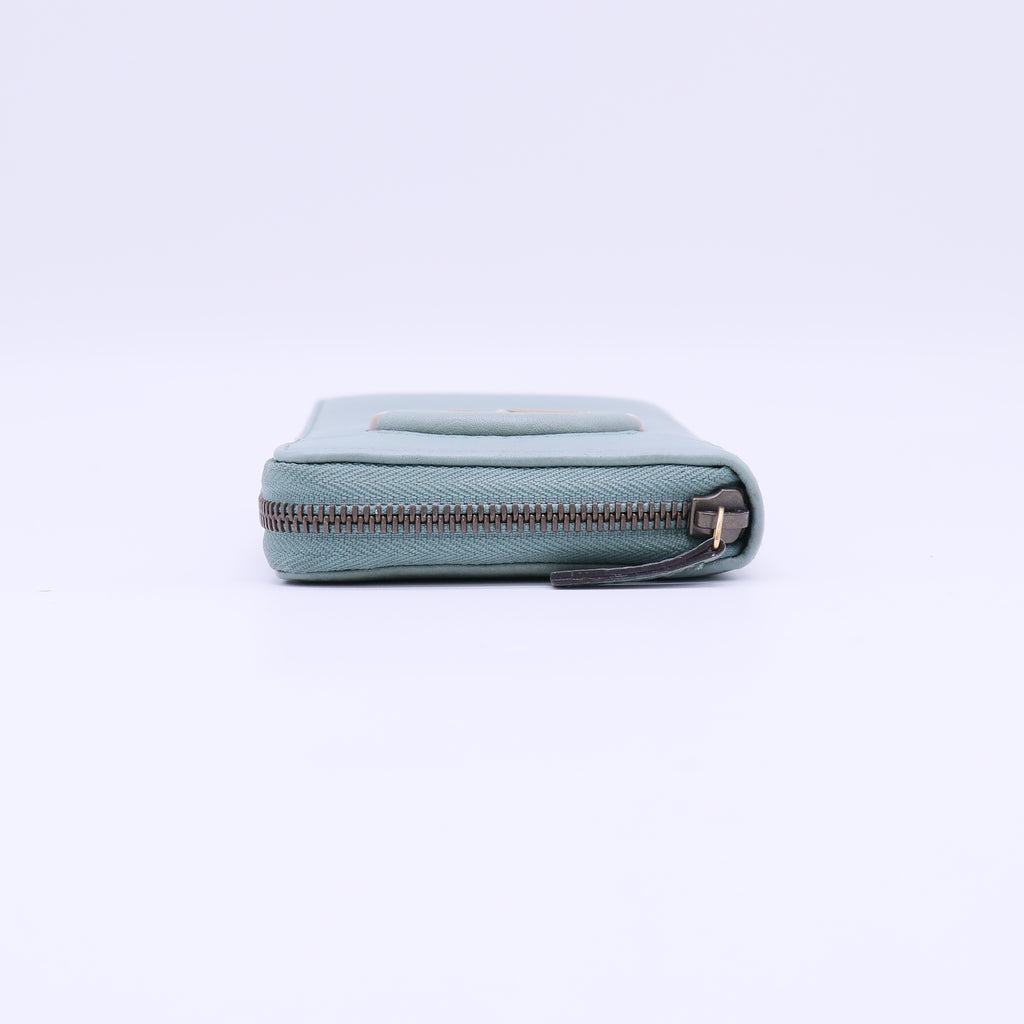 Gucci Interlocking G Braided Leather Zip Around Wallet W22079