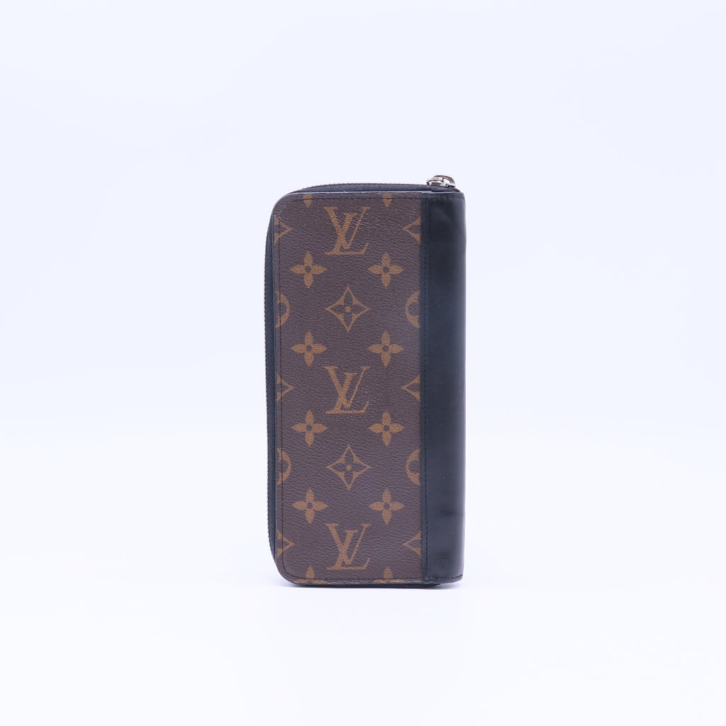 Louis Vuitton Monogram Macassar Zippy Wallet W21725