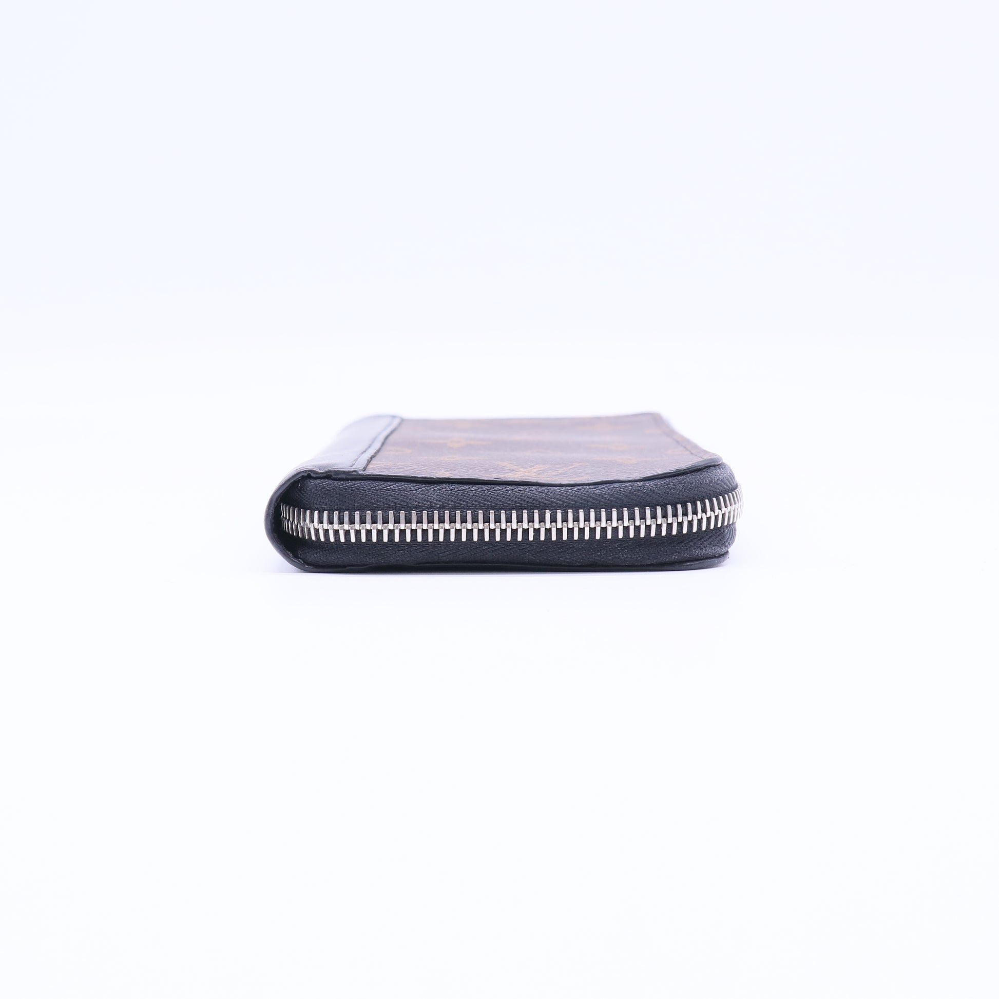 Louis Vuitton Monogram Macassar Zippy Wallet W21725