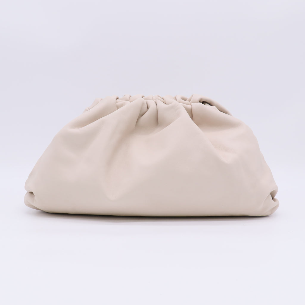 Bottega Veneta The Pouch Clutch Bag twins B23635