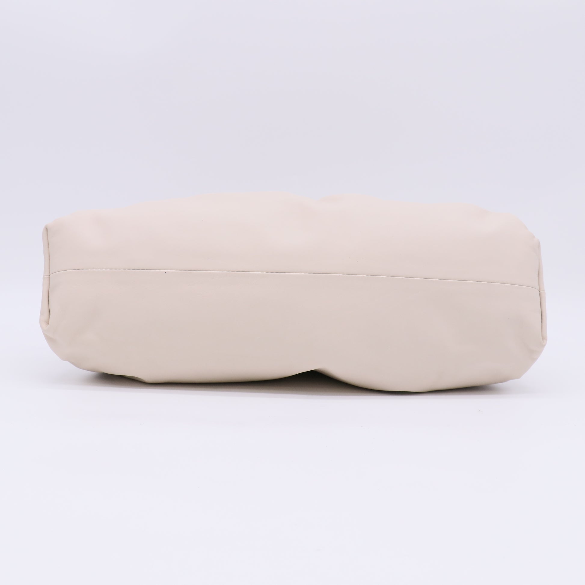 Bottega Veneta The Pouch Clutch Bag twins B23635