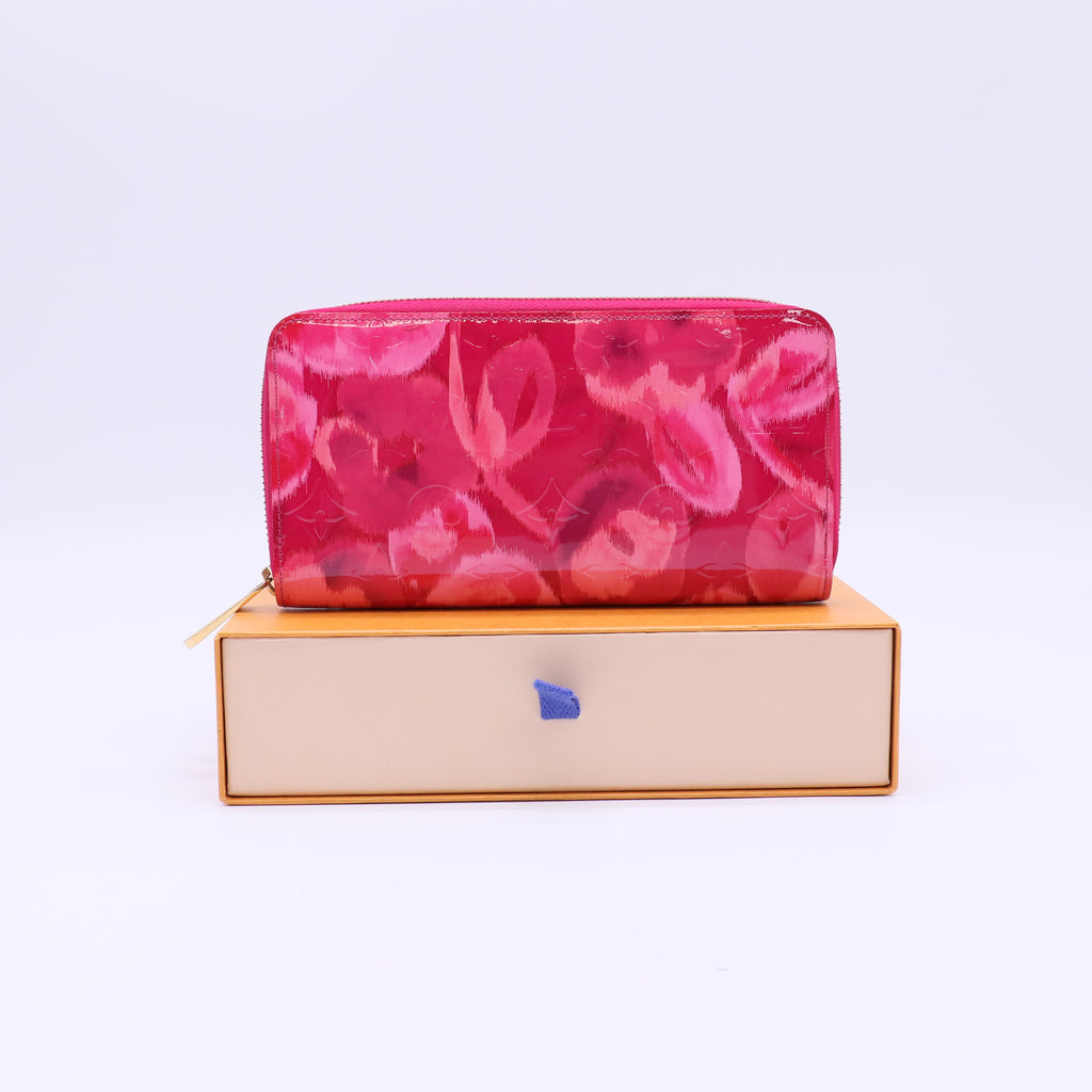 Louis Vuitton Pink Monogram Vernis Ikat Flower Zippy Continental W22119