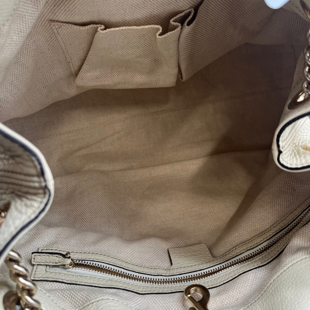 Pebbled Calfskin Medium Soho Chain Shoulder Bag
