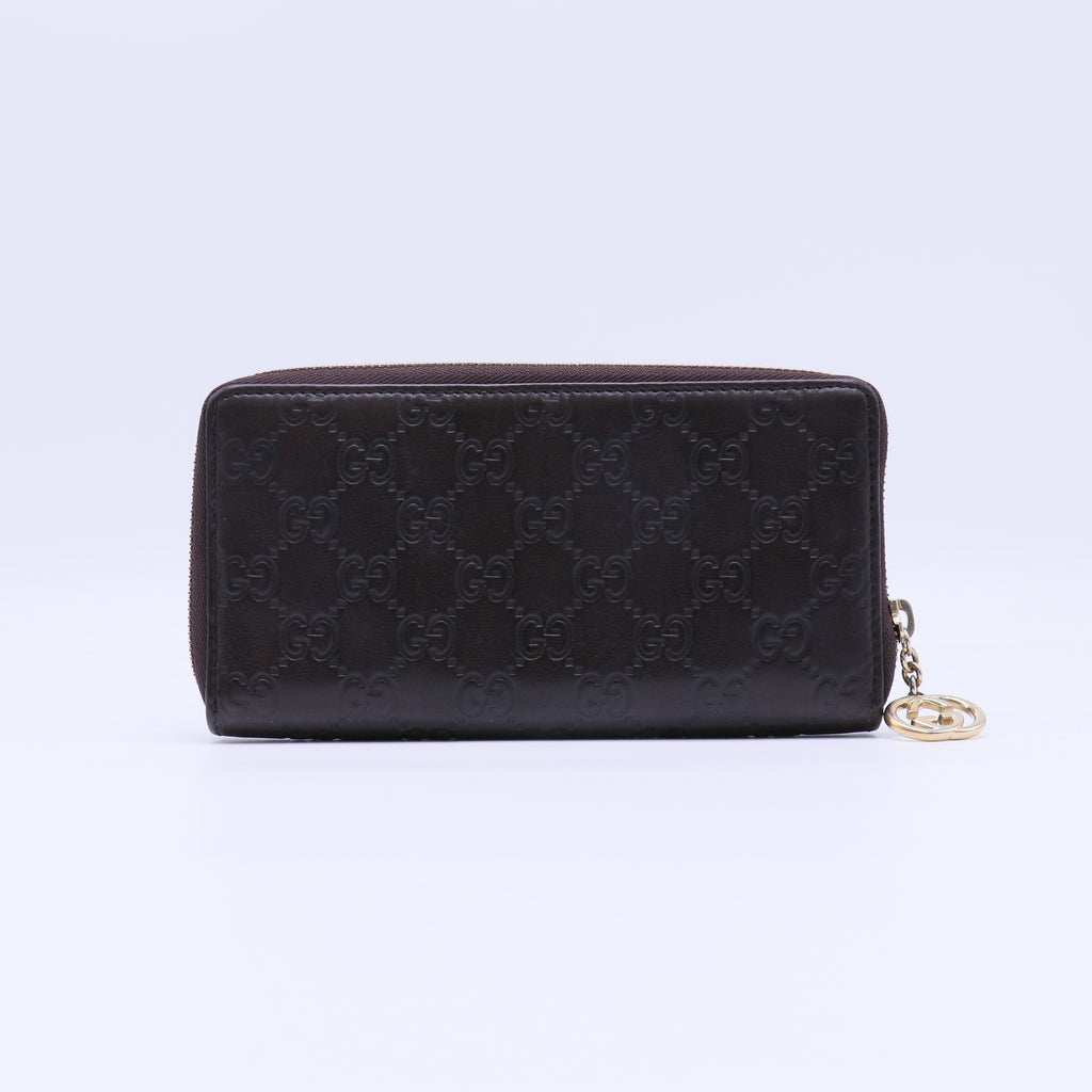 Gucci Signature Leather Zip Around Wallet W21696