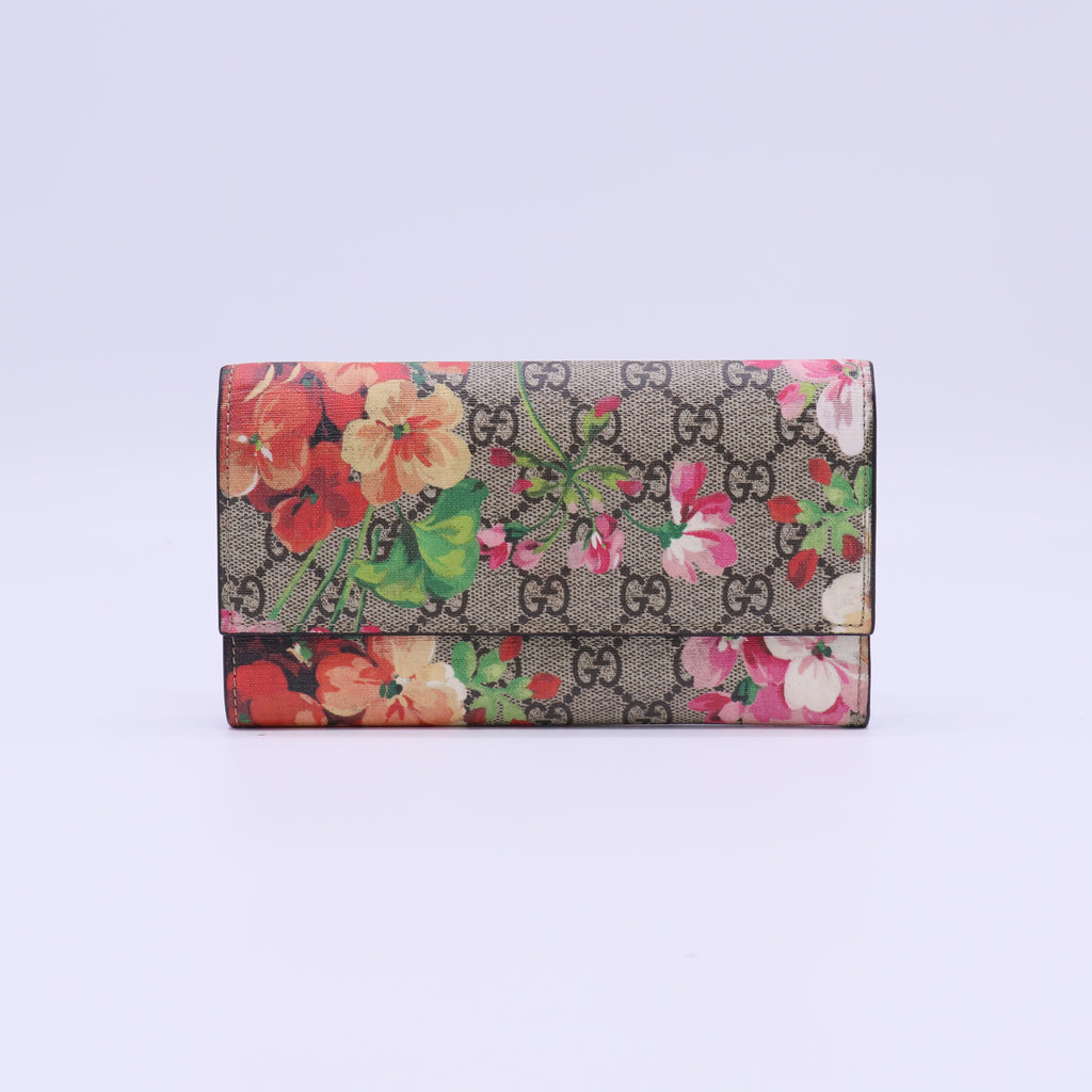 Gucci GG Blooms Supreme Canvas Continental Flap Wallet W22042