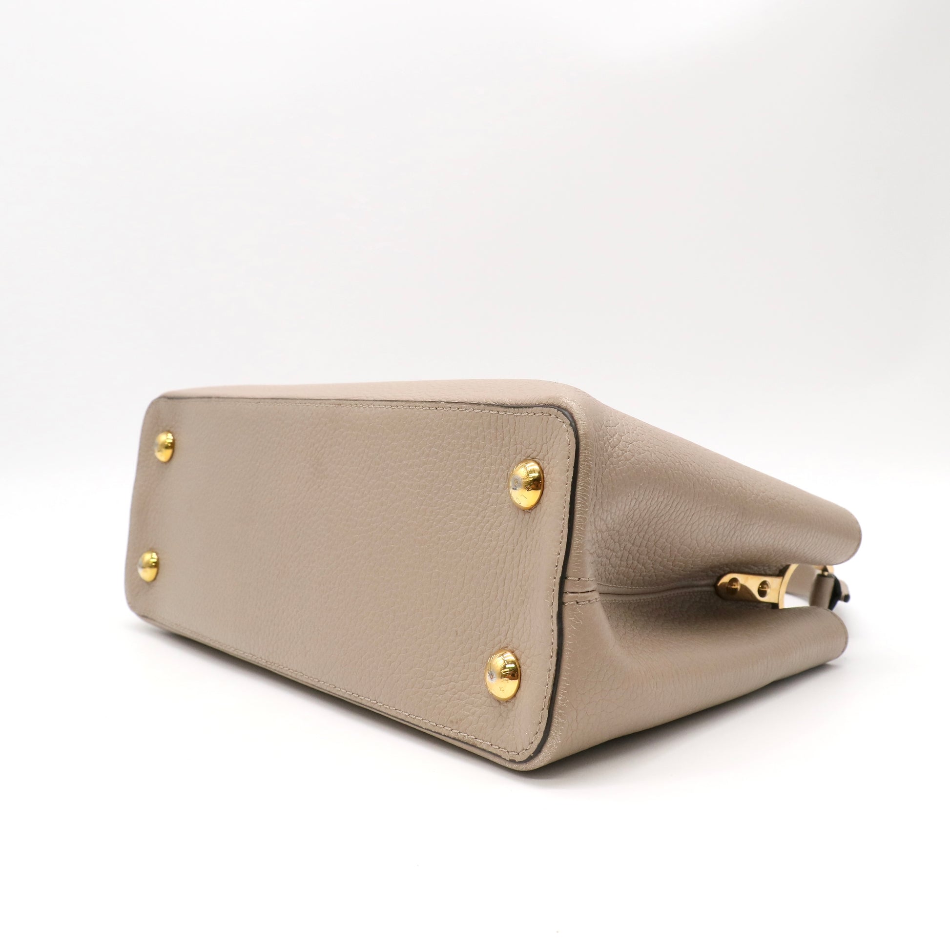 Louis Vuitton Latte Taurillon Leather Capucines PM Bag twins LDZ582