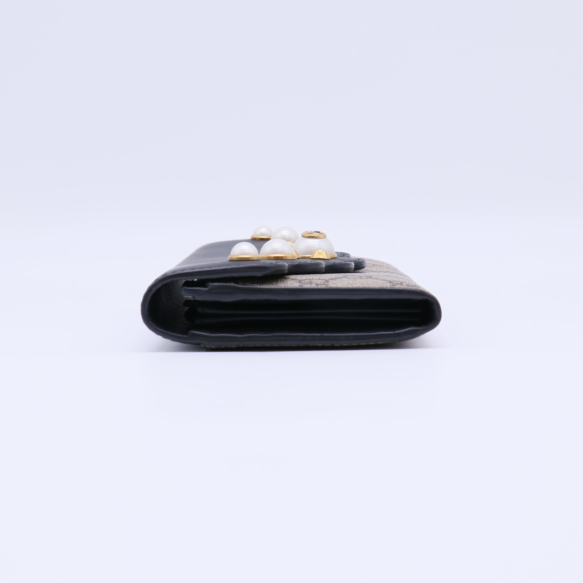 Gucci GG Supreme Pearl Studded Peony Continental Wallet W21813