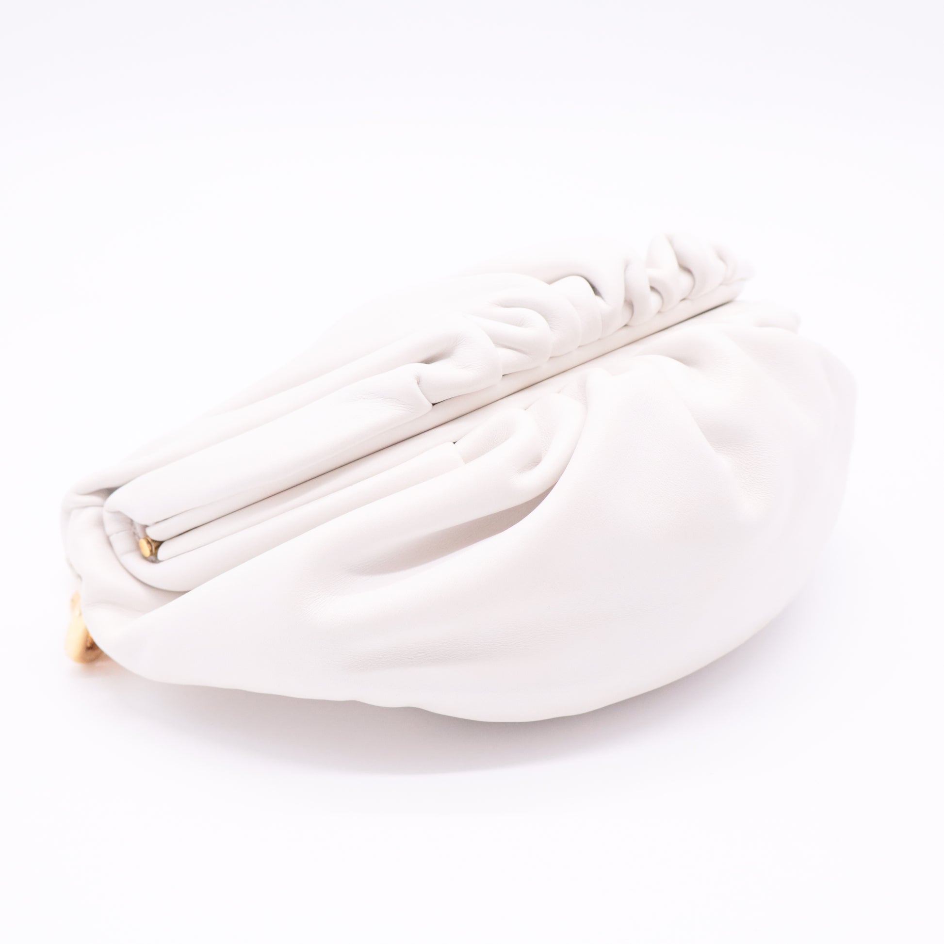 The Chain Pouch Leather
