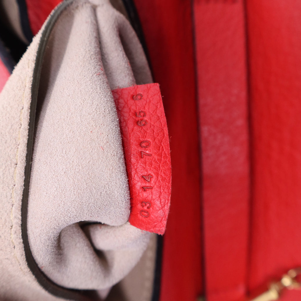Grained Lambskin Medium Drew Shoulder Bag Plaid Red B20980