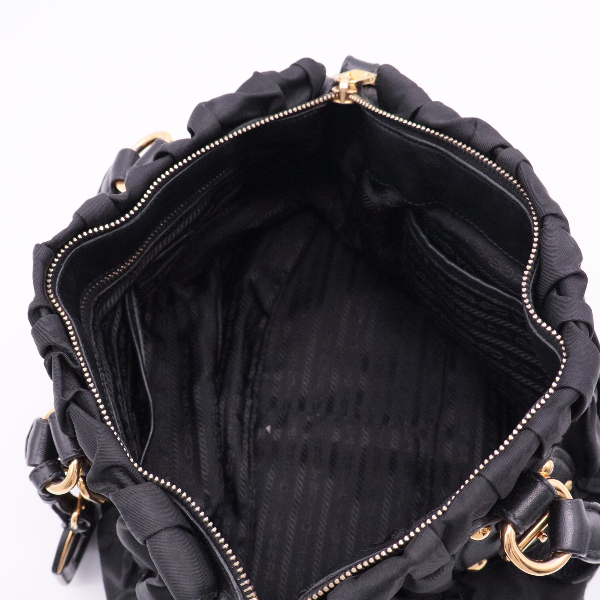 Tessuto Nylon Gaufre Tote Black