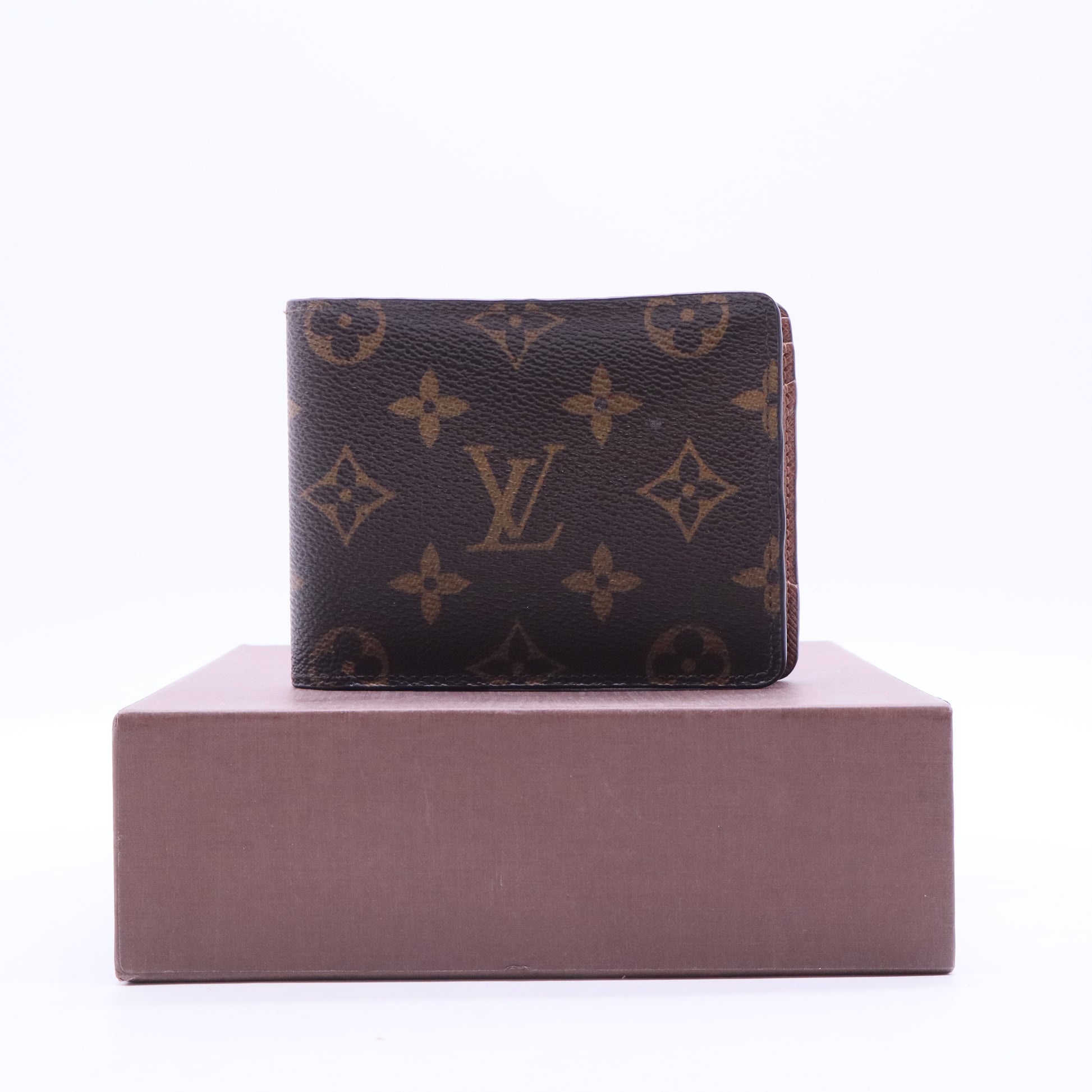 Monogram Multiple Wallet W11299