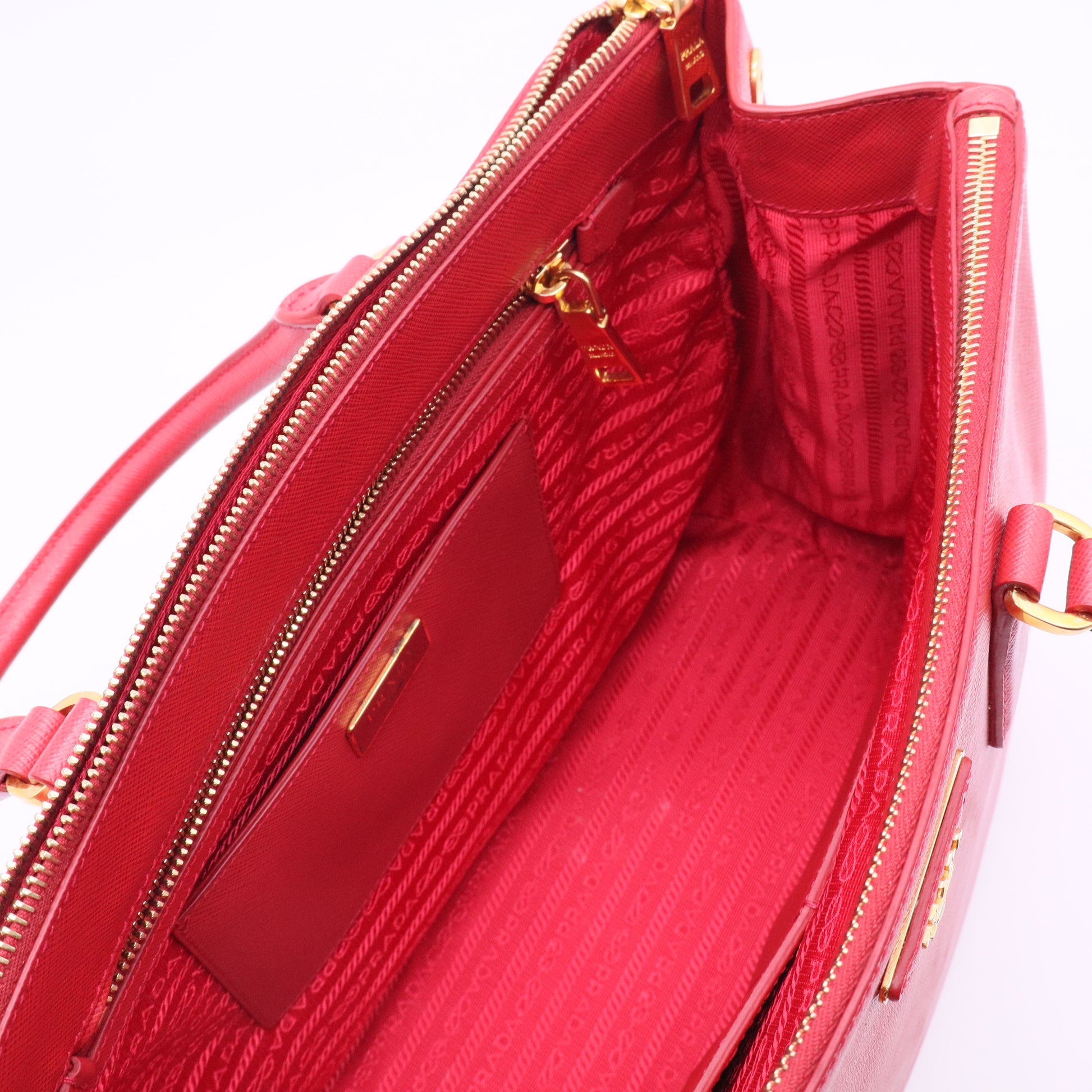 Double Zip Lux Tote Saffiano Leather Medium