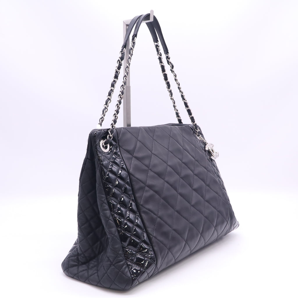 Chanel CC Charm Quilted Lambskin Patent Leather Tote Twins B24241
