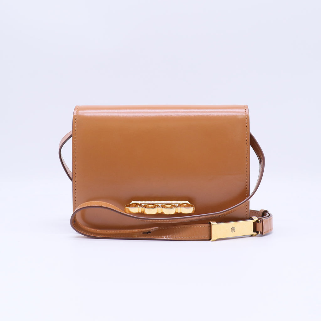 Four Ring Flap Shoulder Bag Leather Small B22403