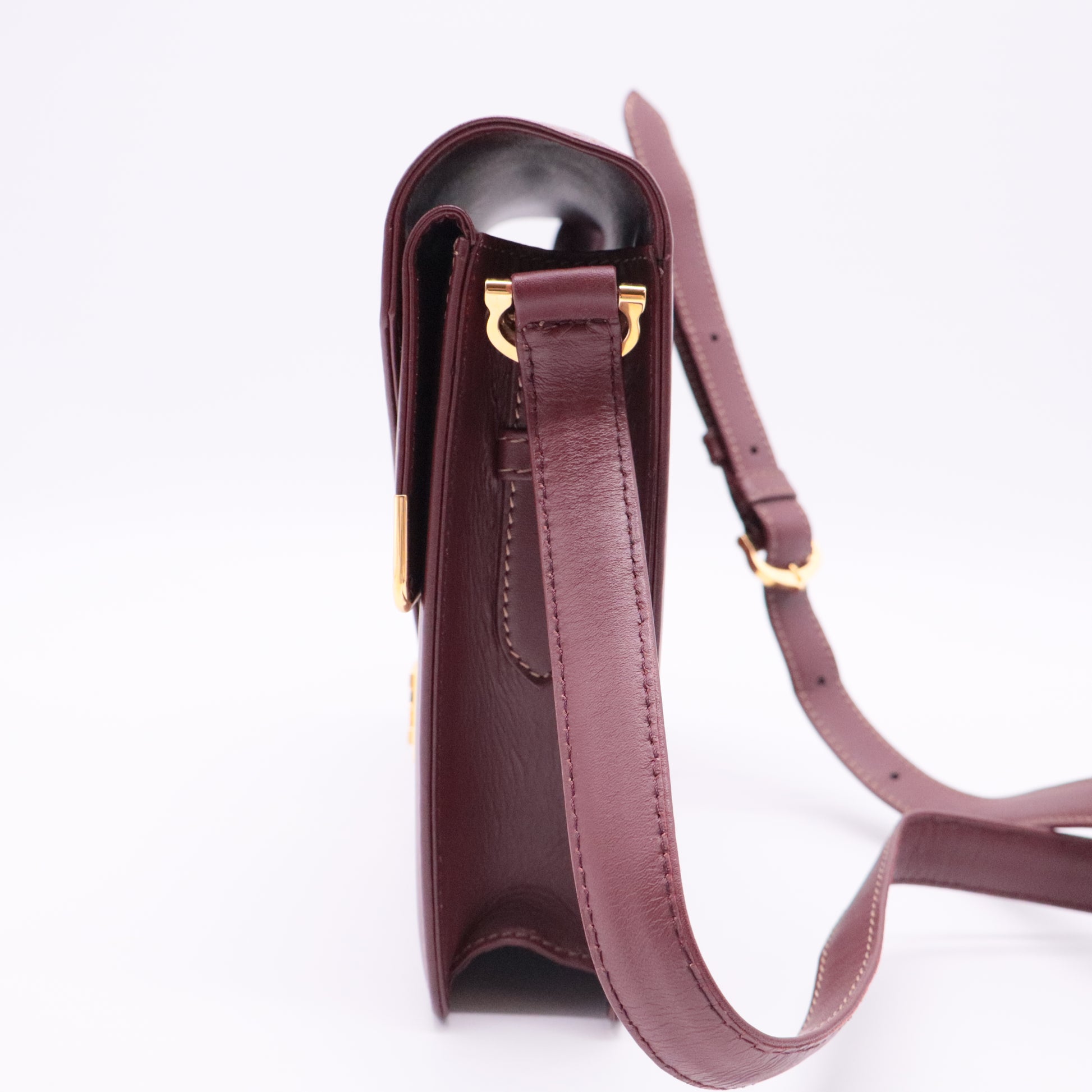 Red Leather Must de Cartier Crossbody Bag