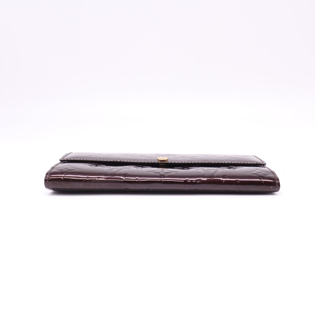 Louis Vuitton Monogram Vernis Sarah Wallet W22167