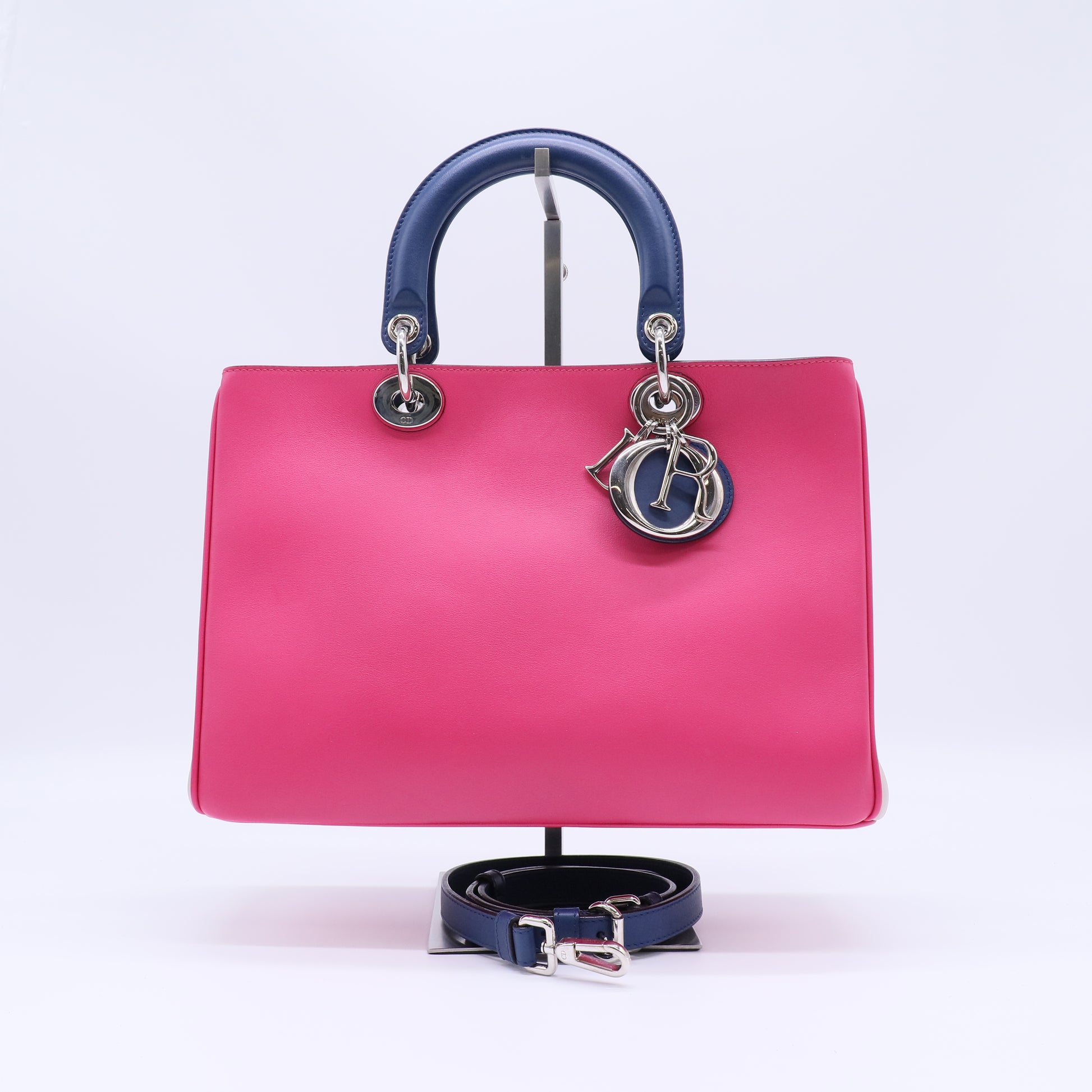 Christian Dior Medium Diorissimo bag B22412