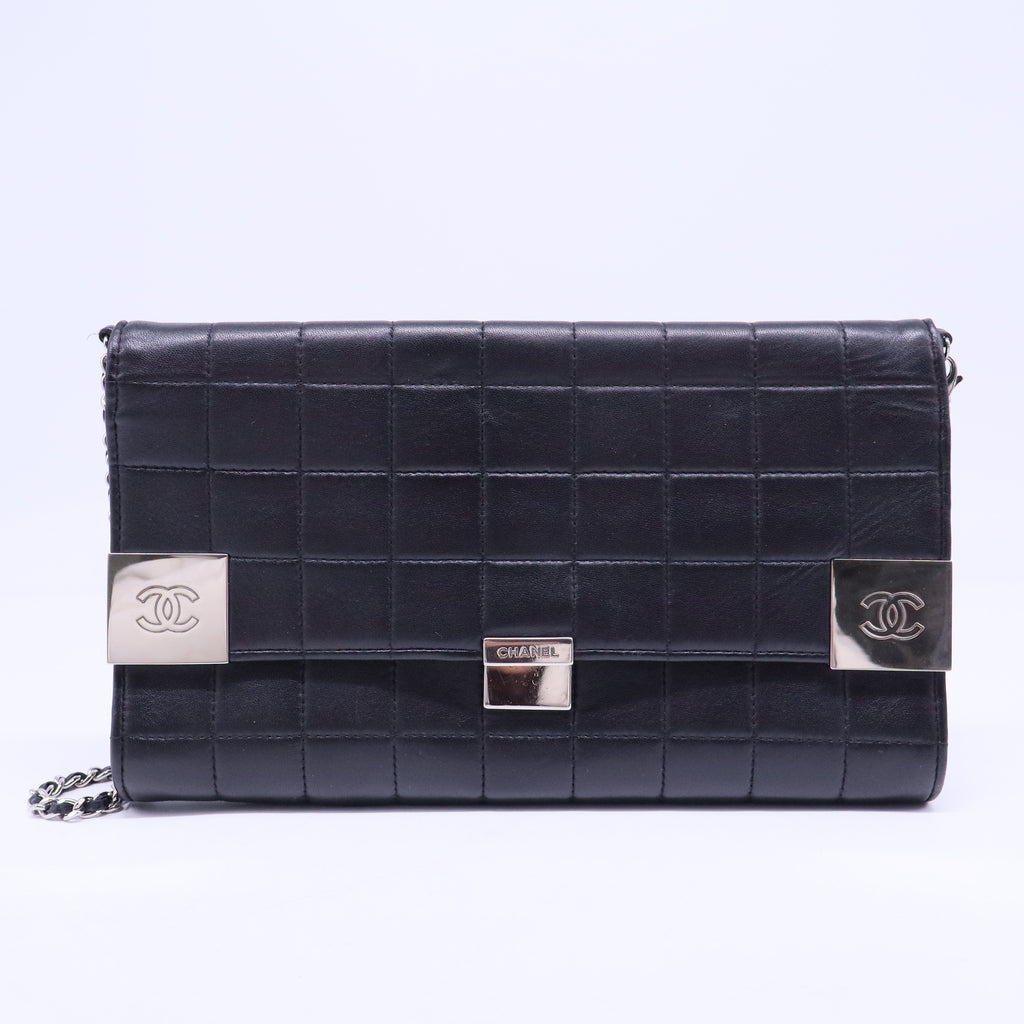 Chocolate Bar Clutch w/ Chain B20445