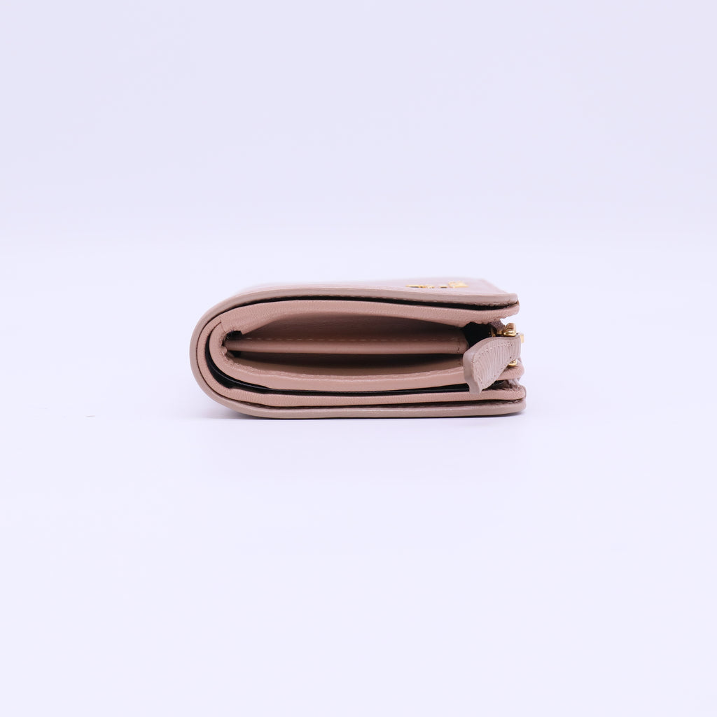 Prada Saffiano Leather Medium Bifold Wallet W22166