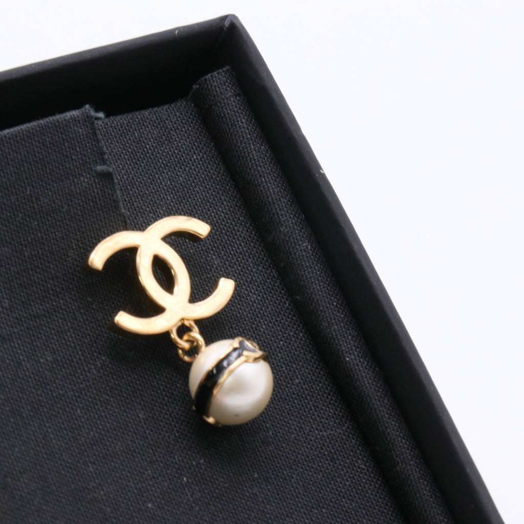 CC Gold Pearl Earrings Twins