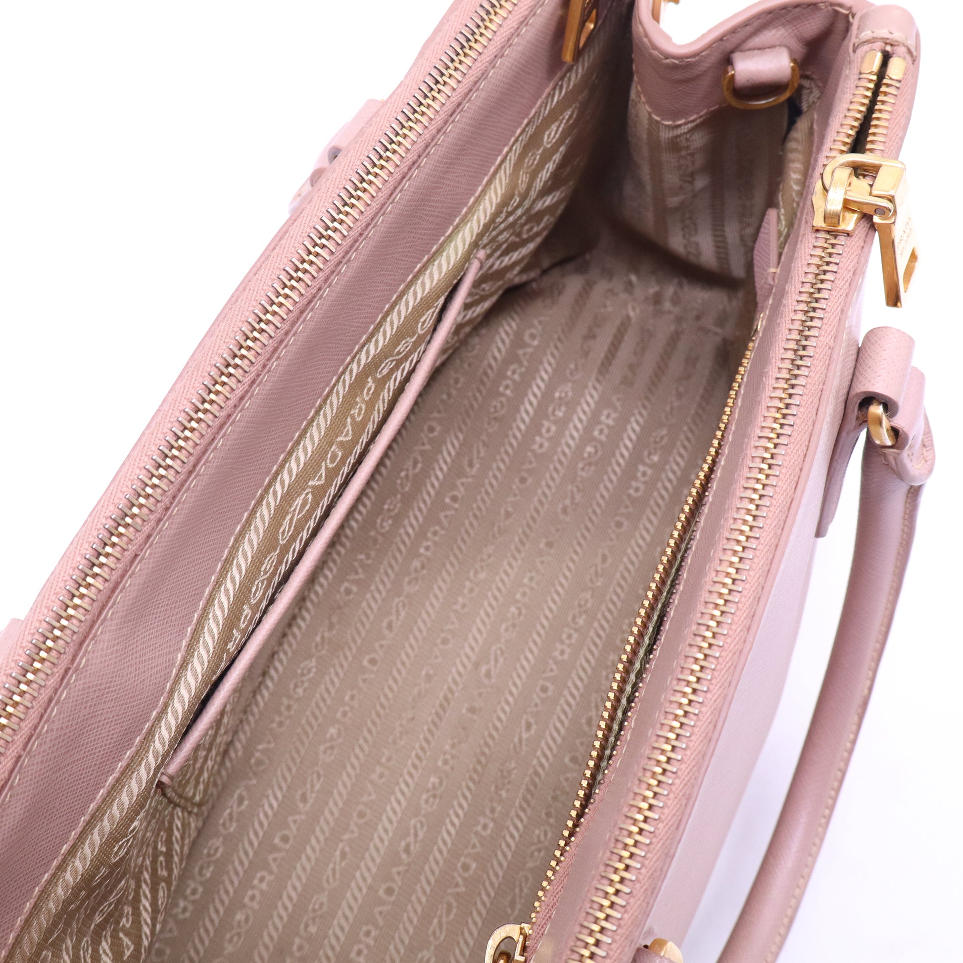 Double Zip Lux Tote Saffiano Leather Small B21162