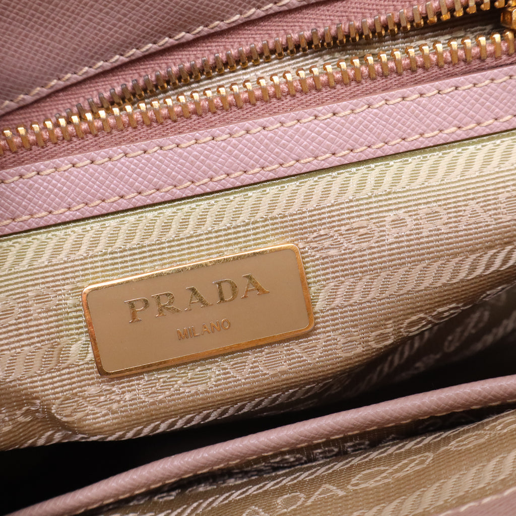 Double Zip Lux Tote Saffiano Leather Small B21162