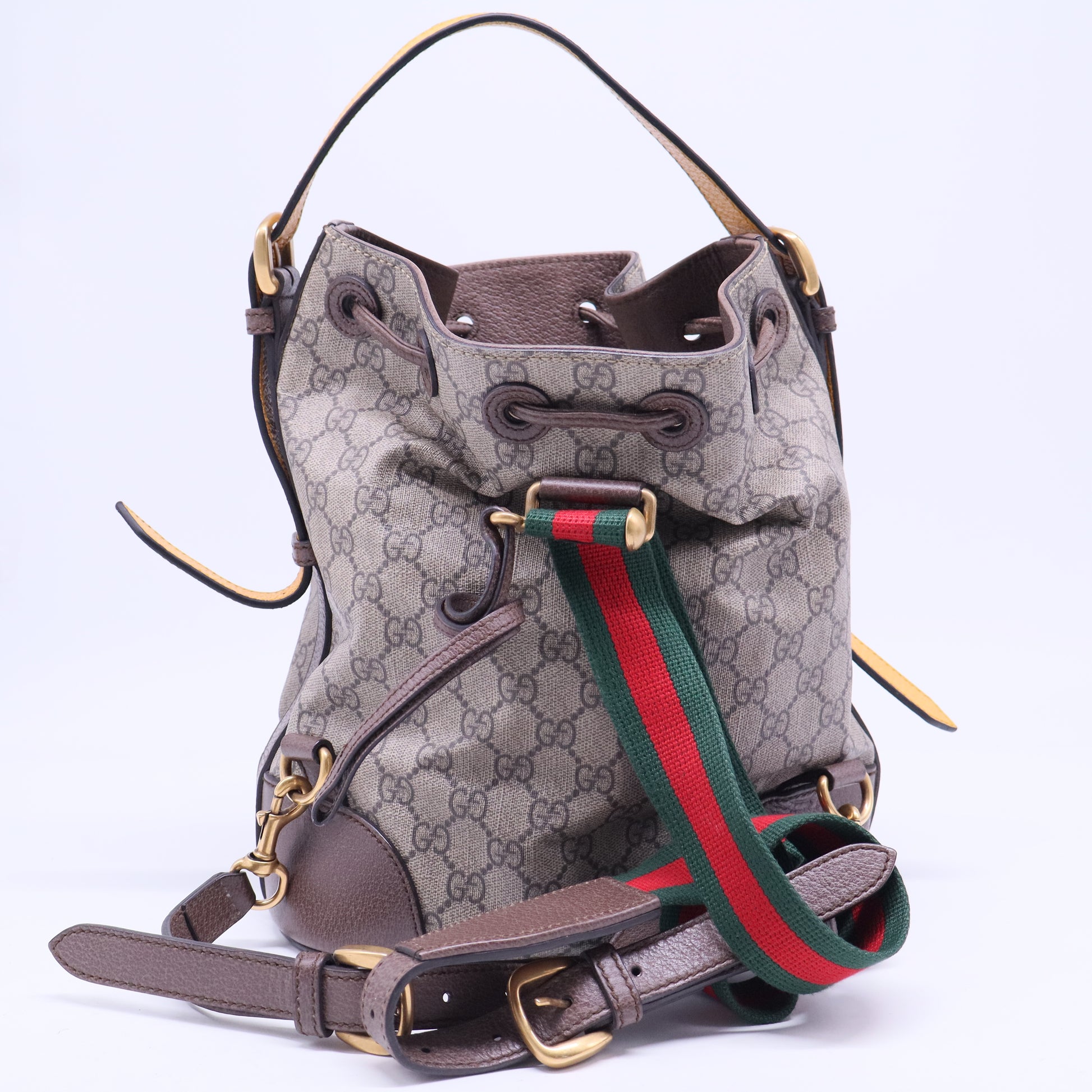 GG Supreme Bucket Bag B20318