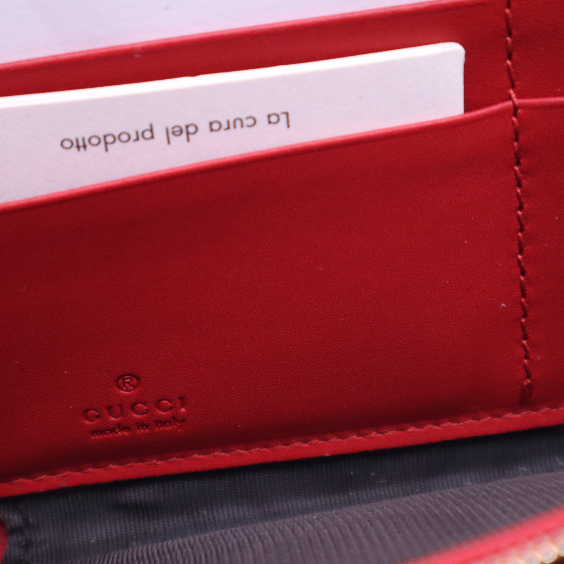 Gucci  Leather Wristlet W21026