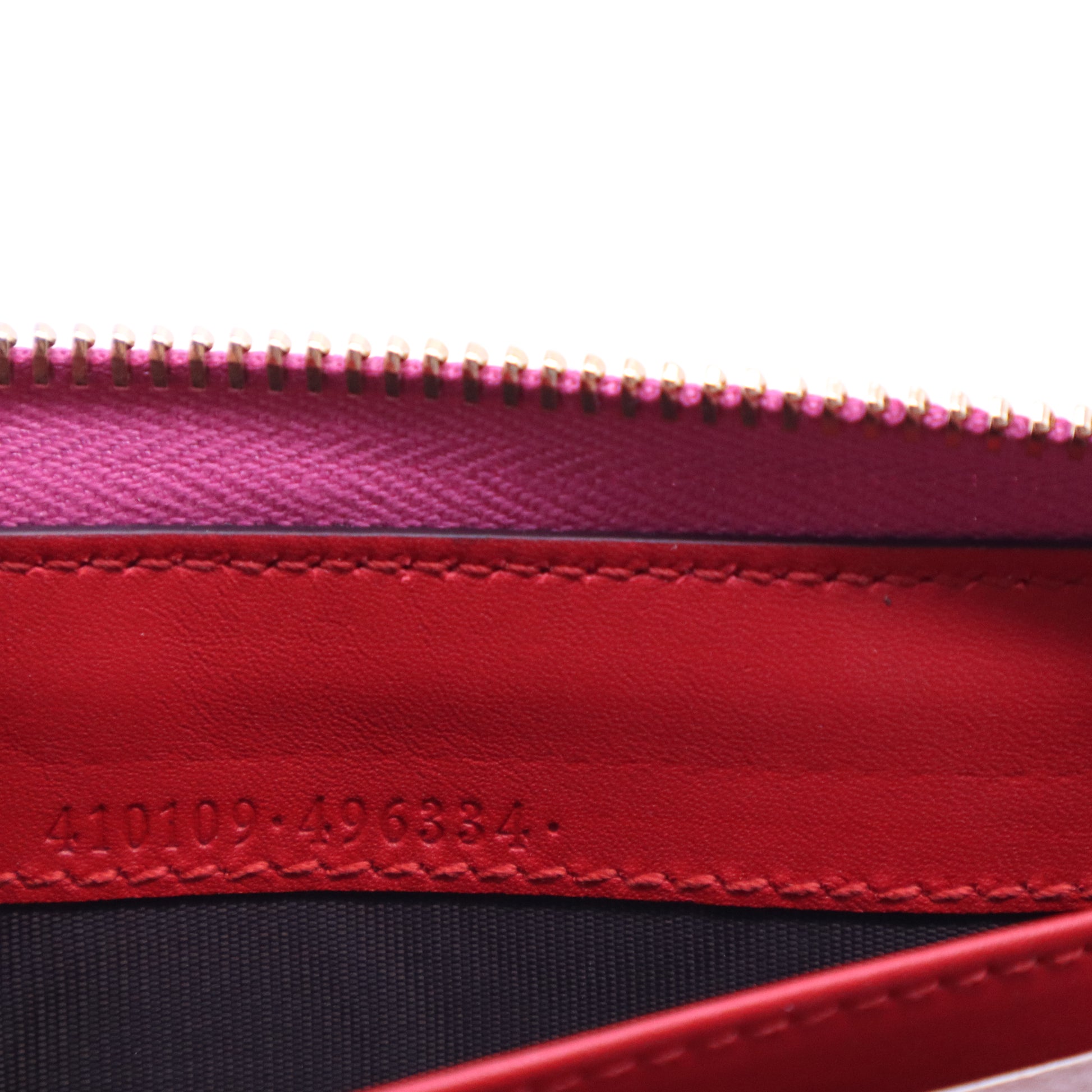Gucci  Leather Wristlet W21026
