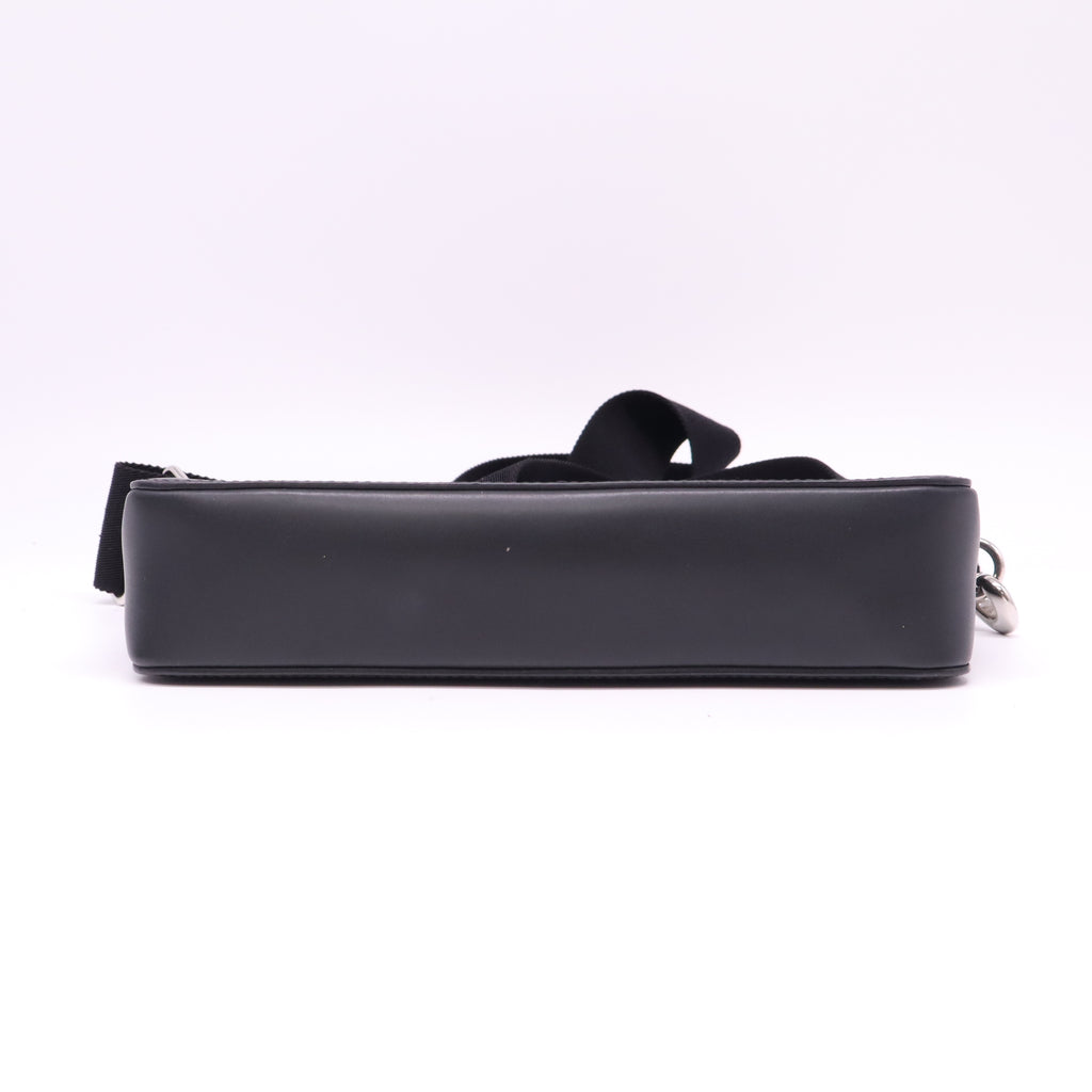 Valentino Garavani VLTN crossbody bag B22806