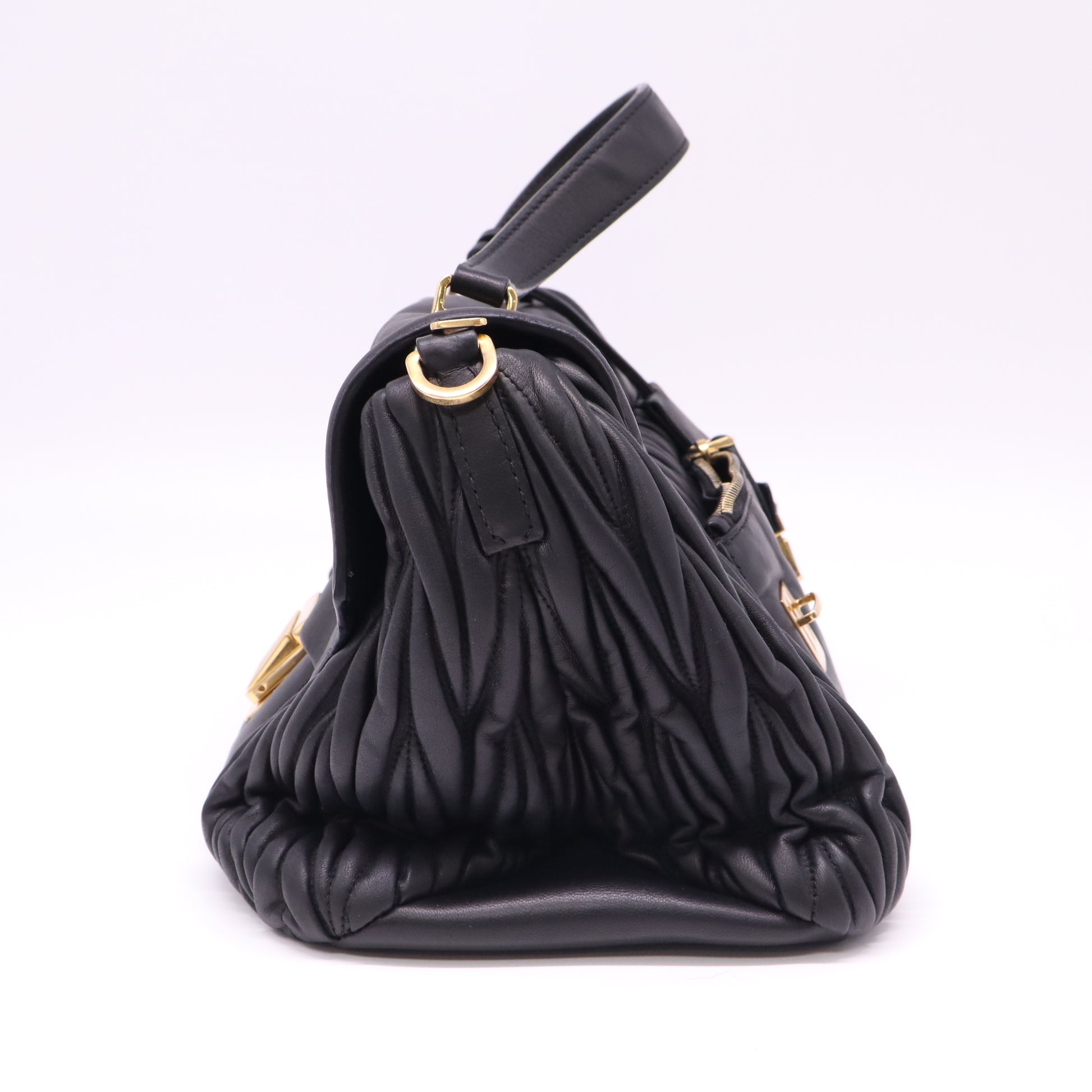 black Miu Miu Matelassé leather handbag B22419