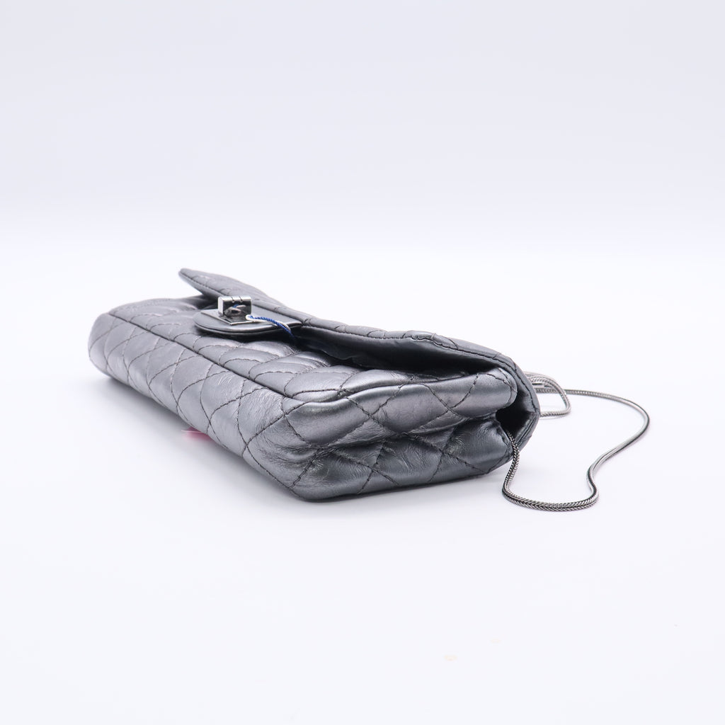 Chanel Rayures East West Reissue Clutch Quilted Calfskin Small twins