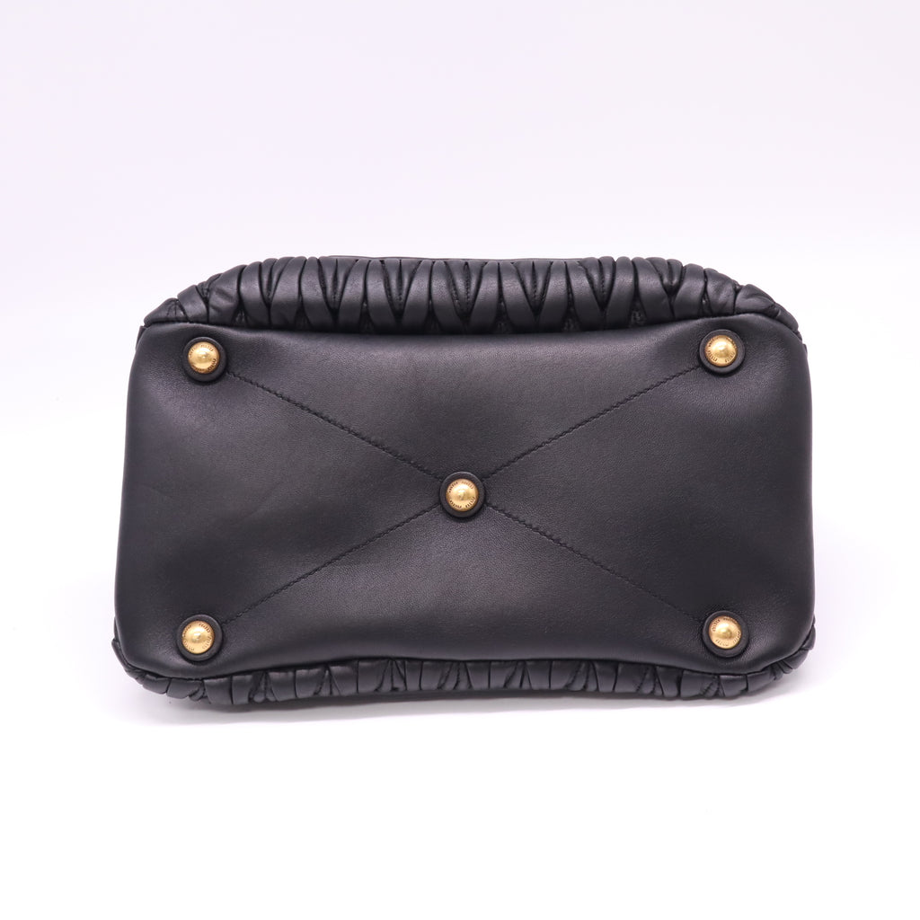 black Miu Miu Matelassé leather handbag B22419
