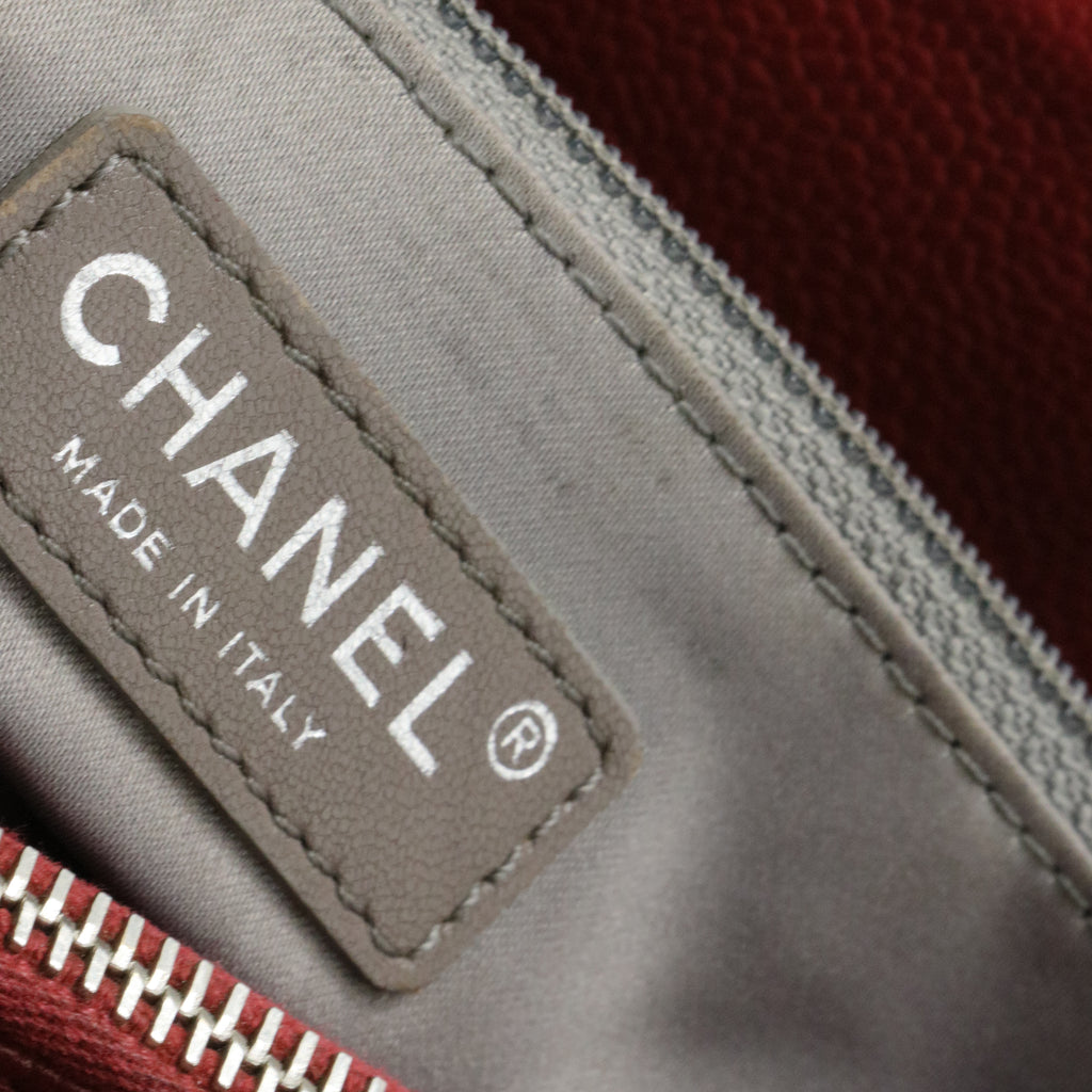 Grand Shopping Tote Quilted Caviar