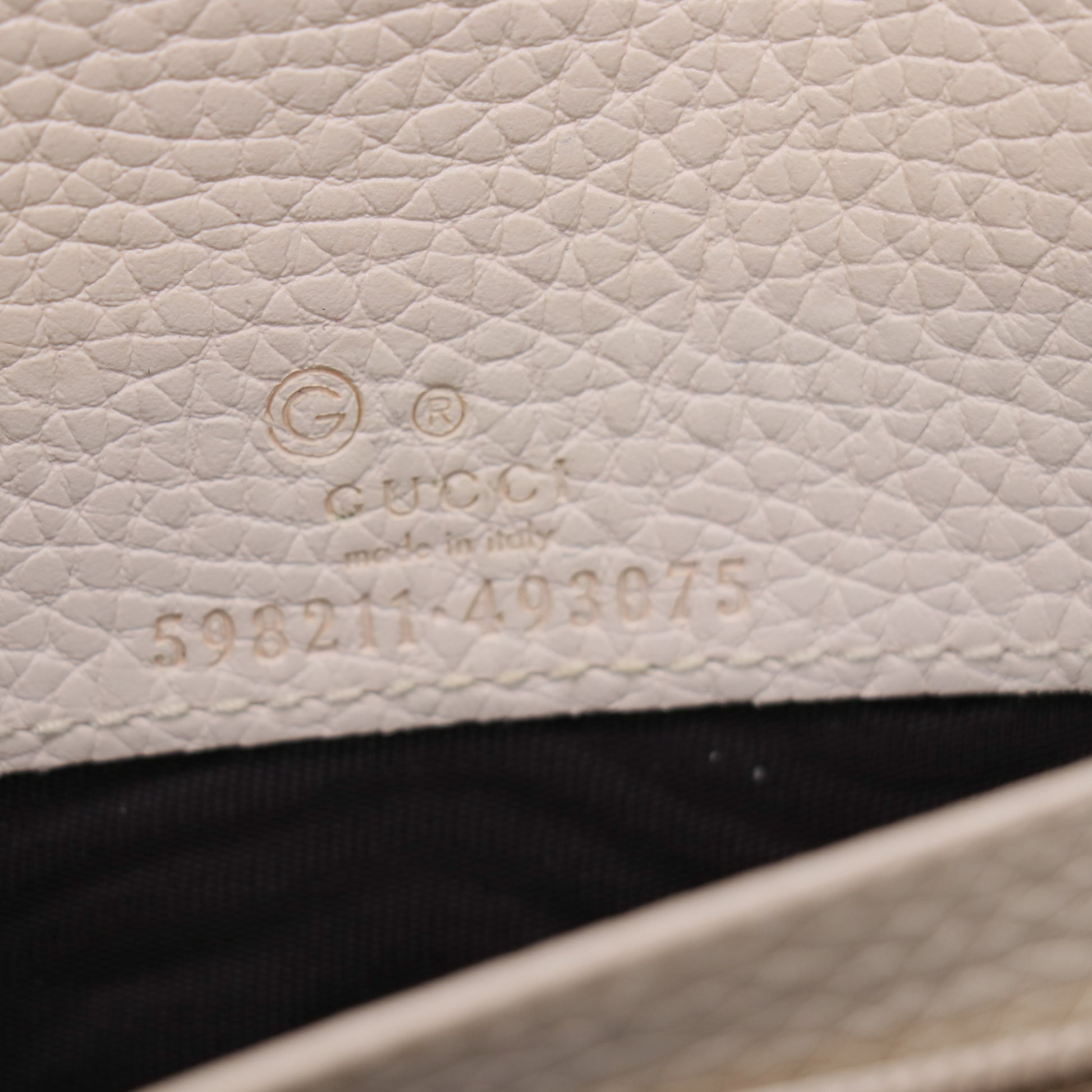 Soho Wallet on Chain Leather Twins W20650