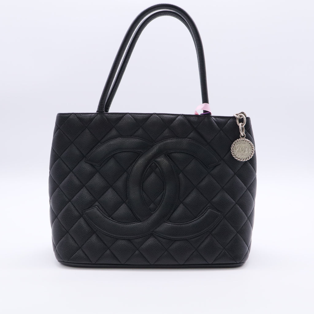 Medallion Tote Quilted Caviar Twins