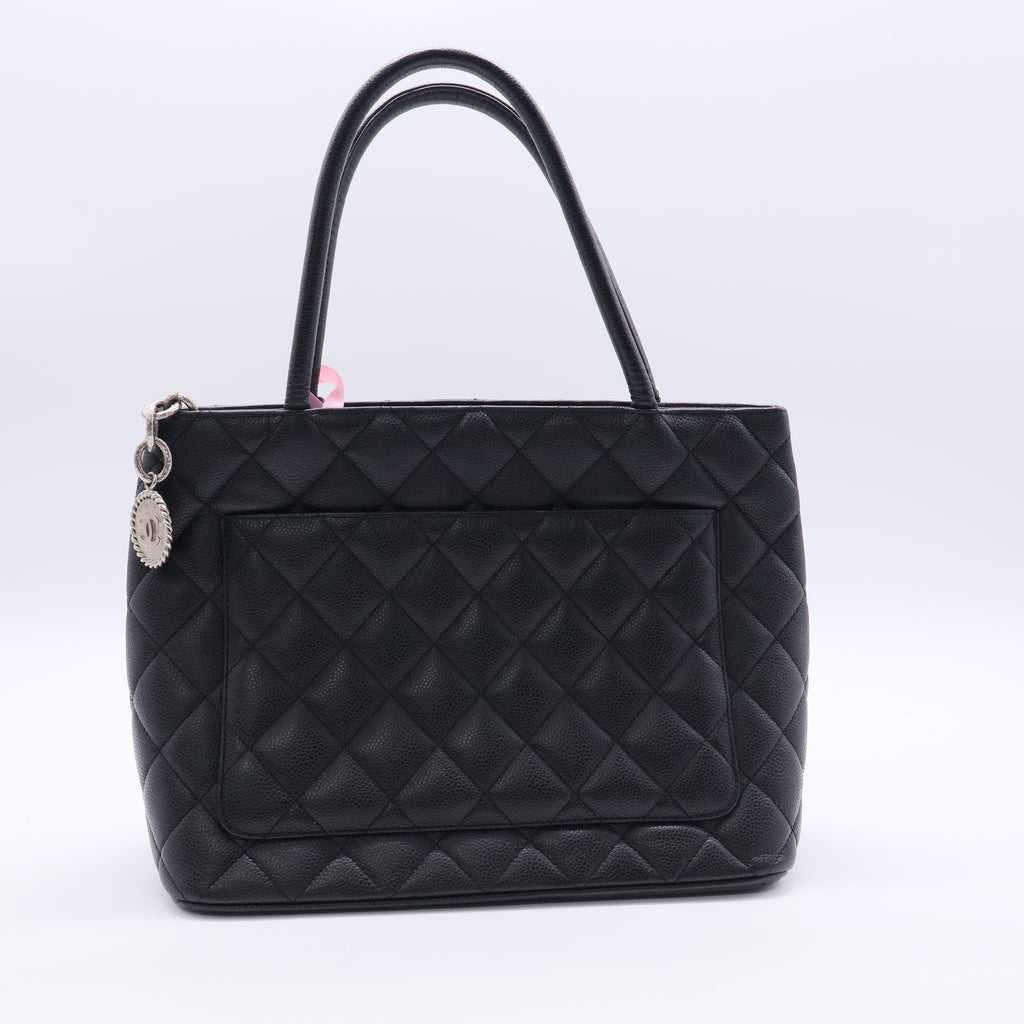 Medallion Tote Quilted Caviar Twins