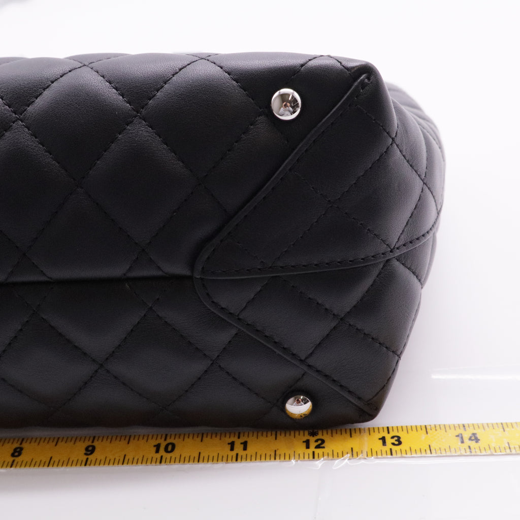 Shopping Tote Quilted Calfskin Medium
