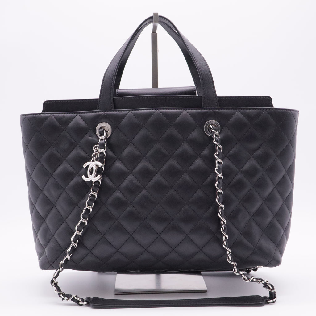 Shopping Tote Quilted Calfskin Medium
