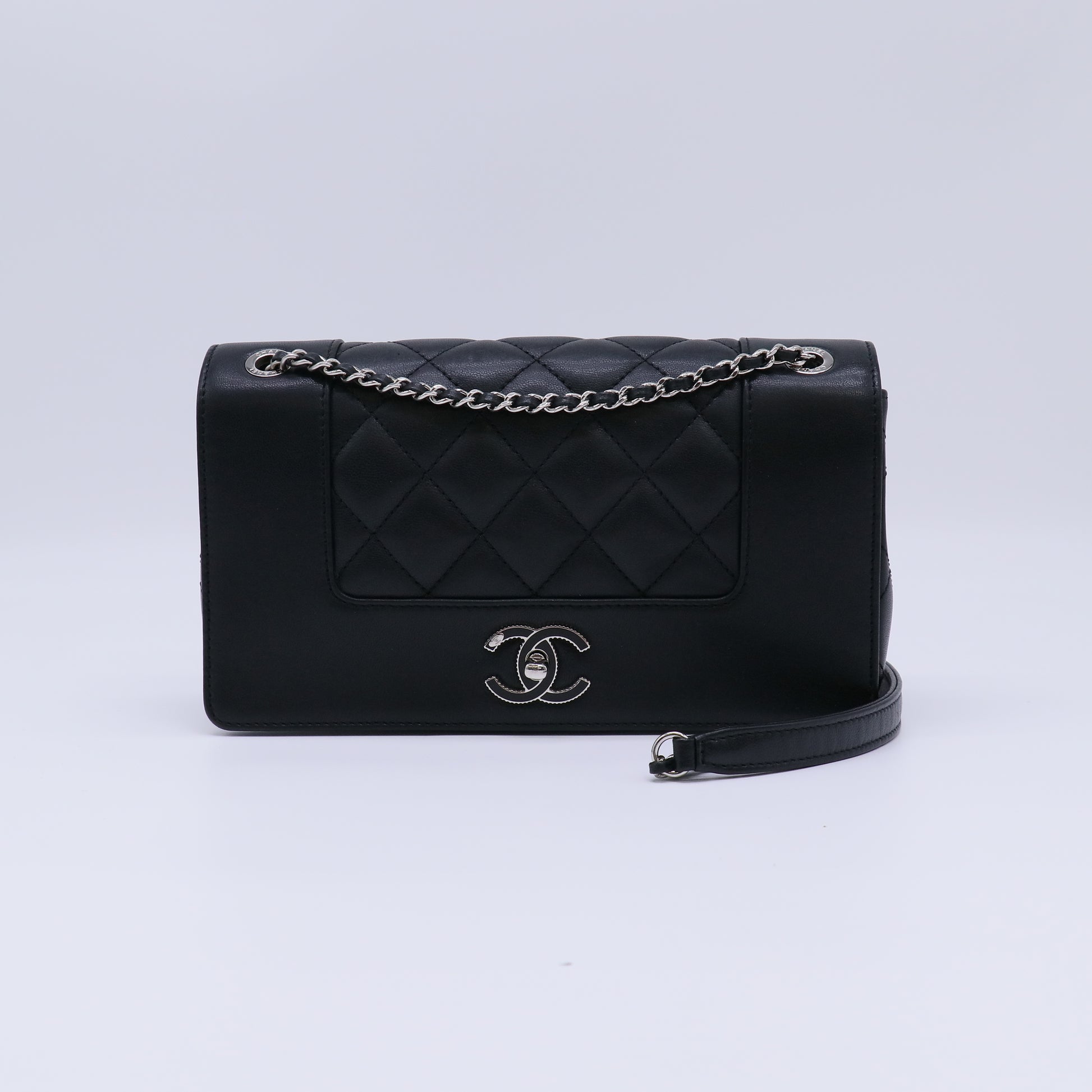 Mademoiselle Vintage Flap Bag Quilted Sheepskin Medium B22352