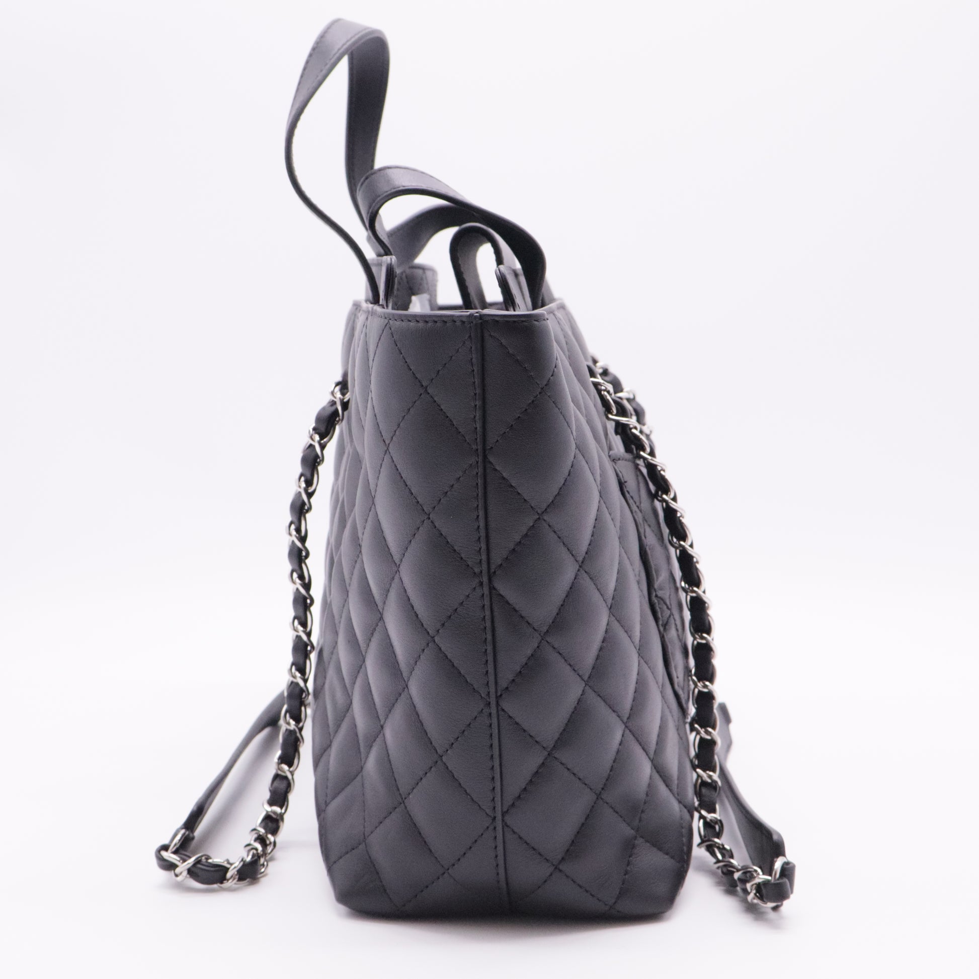 Shopping Tote Quilted Calfskin Medium