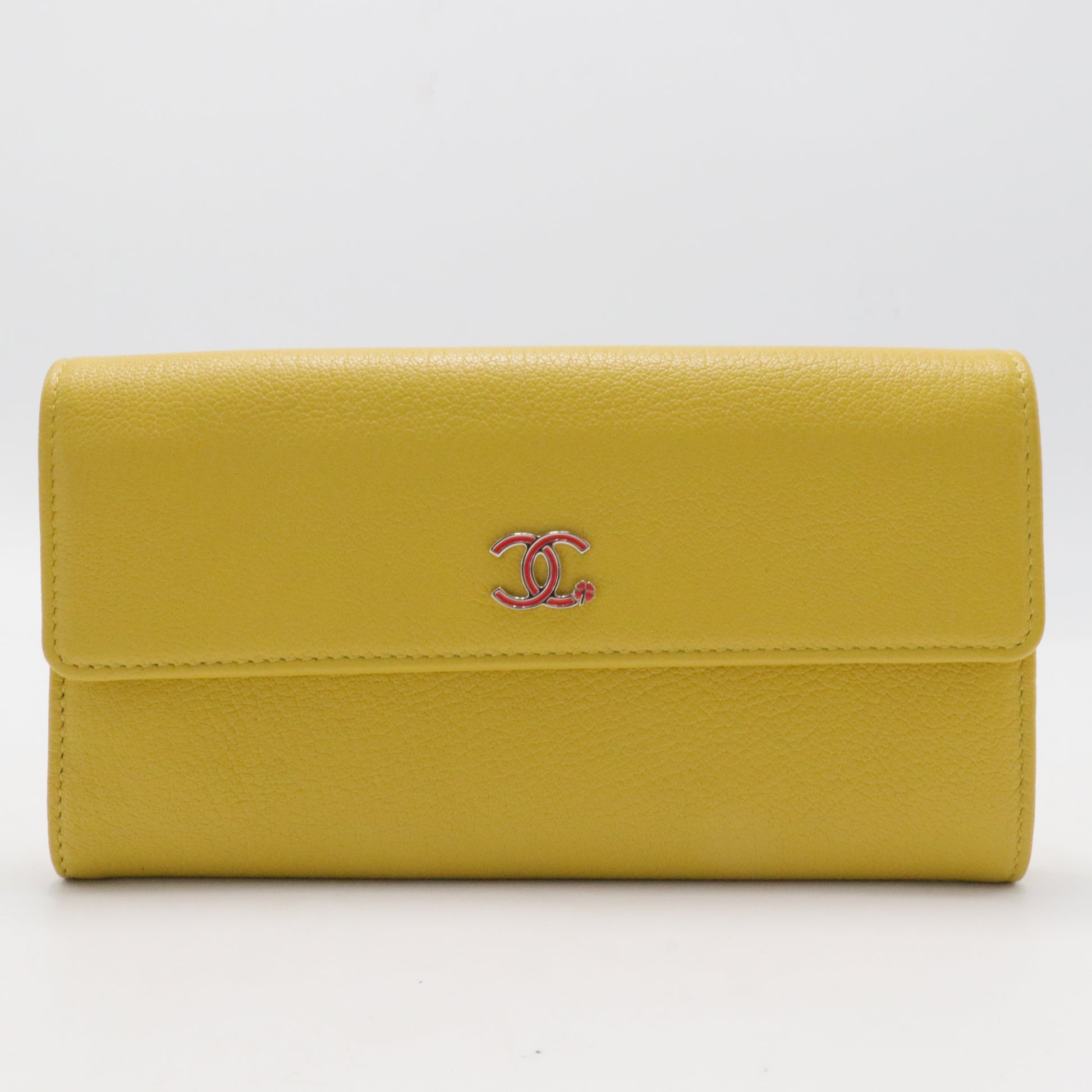 Chanel Long Wallet in Beige Caviar Leather