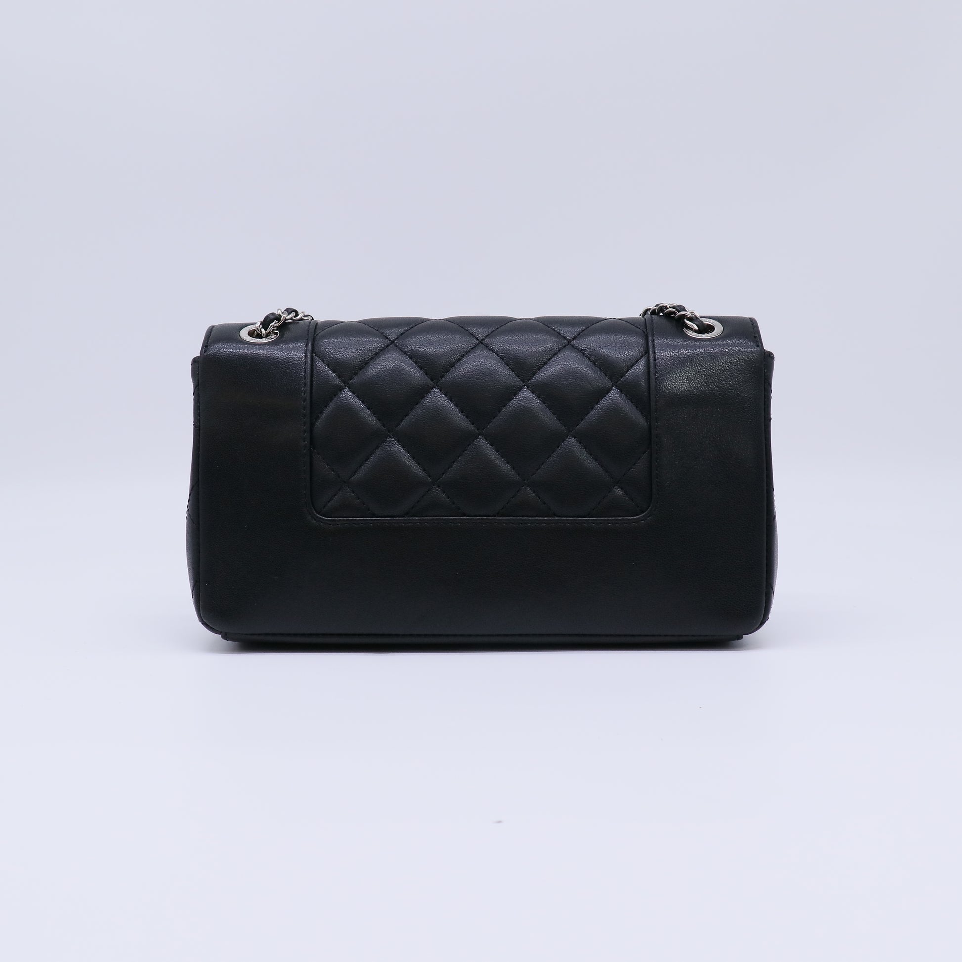 Mademoiselle Vintage Flap Bag Quilted Sheepskin Medium B22352