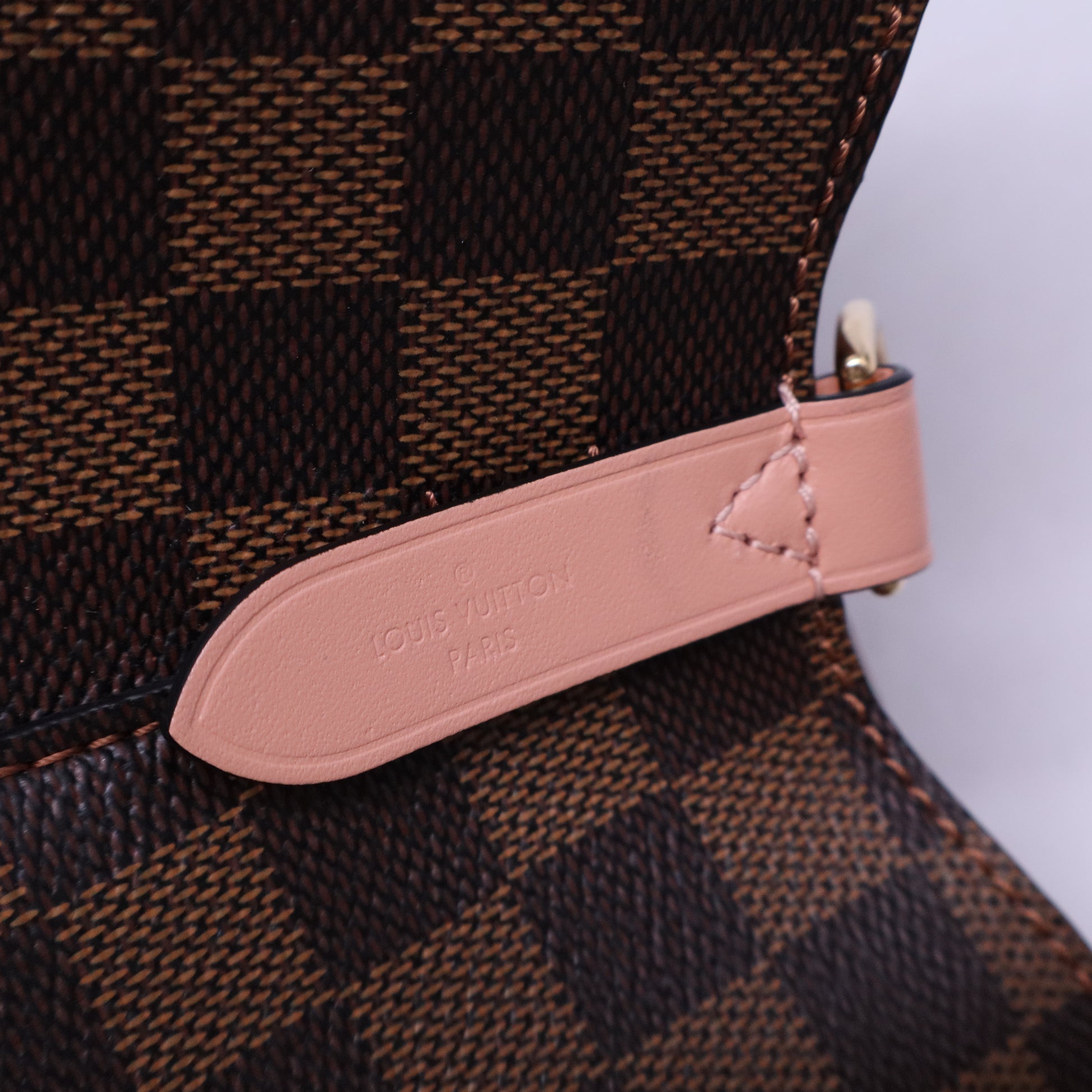 Damier Ebene Neonoe MM B20686