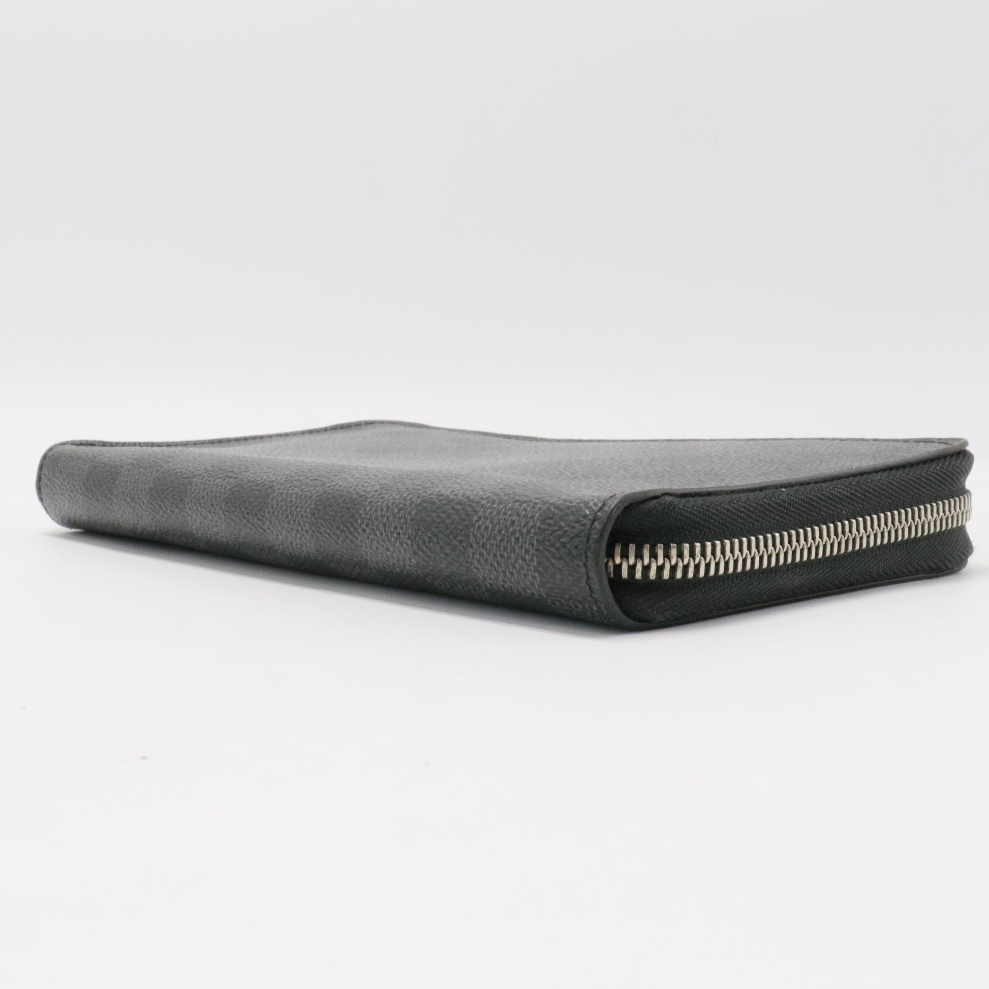 Damier Graphite Pattern Coated Canvas Zippy Organizer Wallet