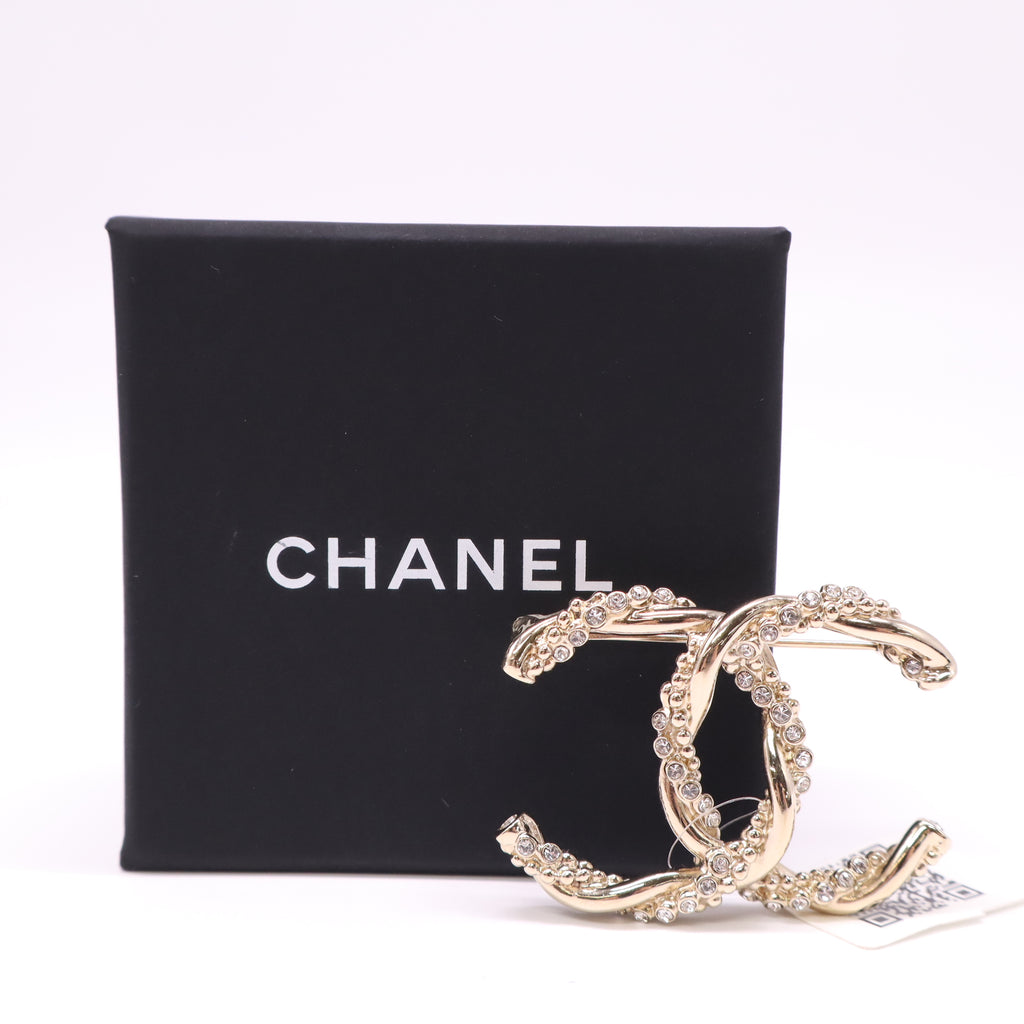 Chanel CC Brooch with Rhinestones and Pearls Twins LDJ4541
